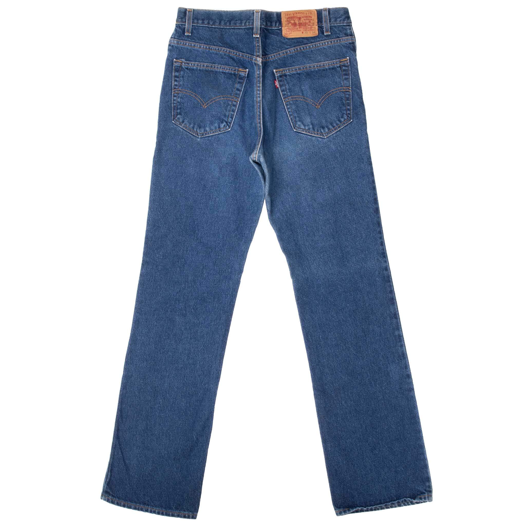 Vintage Levis 517 Bootcut Blue Jeans Indigo 1980S Size 32X33 Made In Usa With A Medium Dark Wash

Size On Tag 33X34 Actual Size 32X33

Back Button #554
