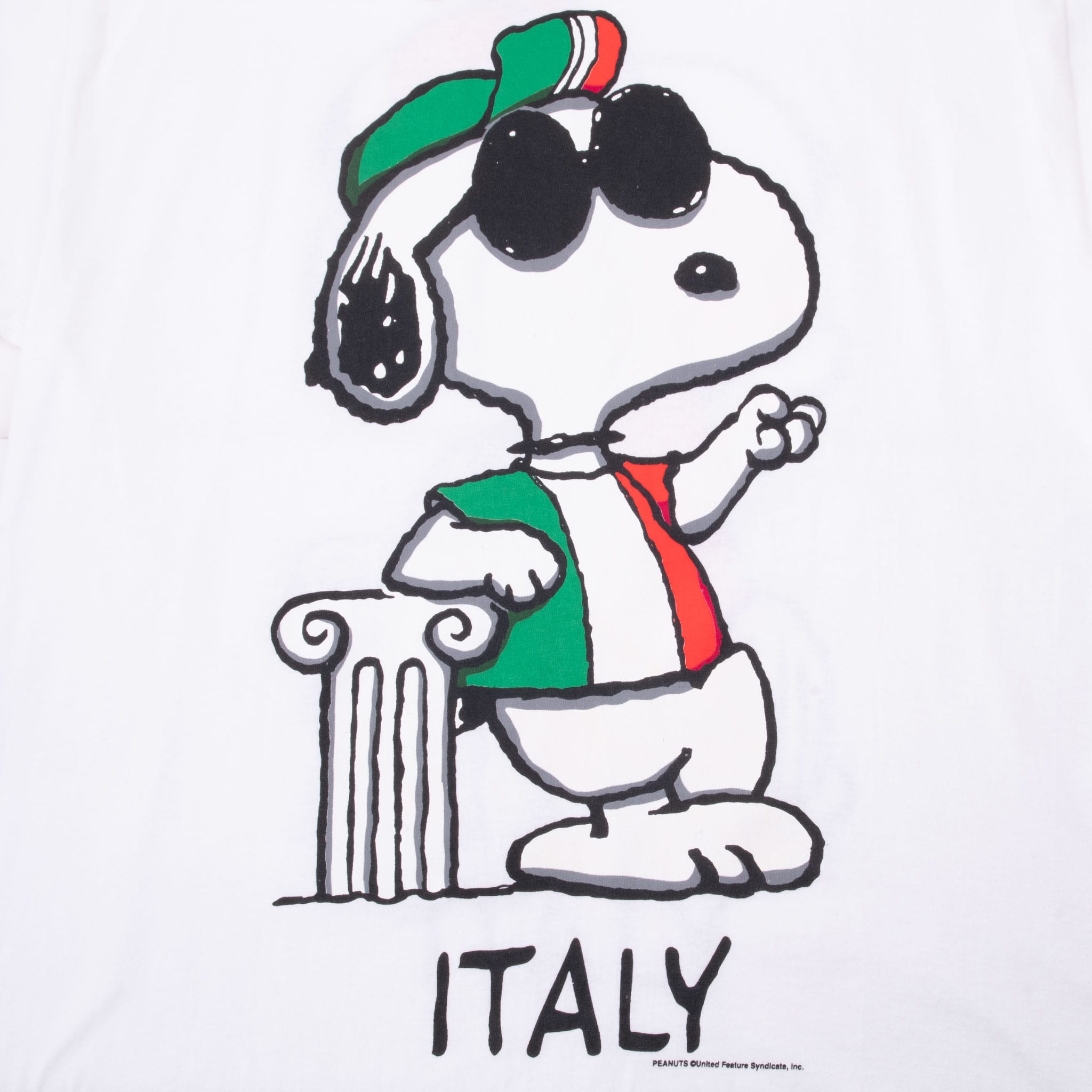 Vintage Peanuts Snoopy Italy Tee Shirt Size Large 1990S Made In Usa With Single Stitch Sleeves