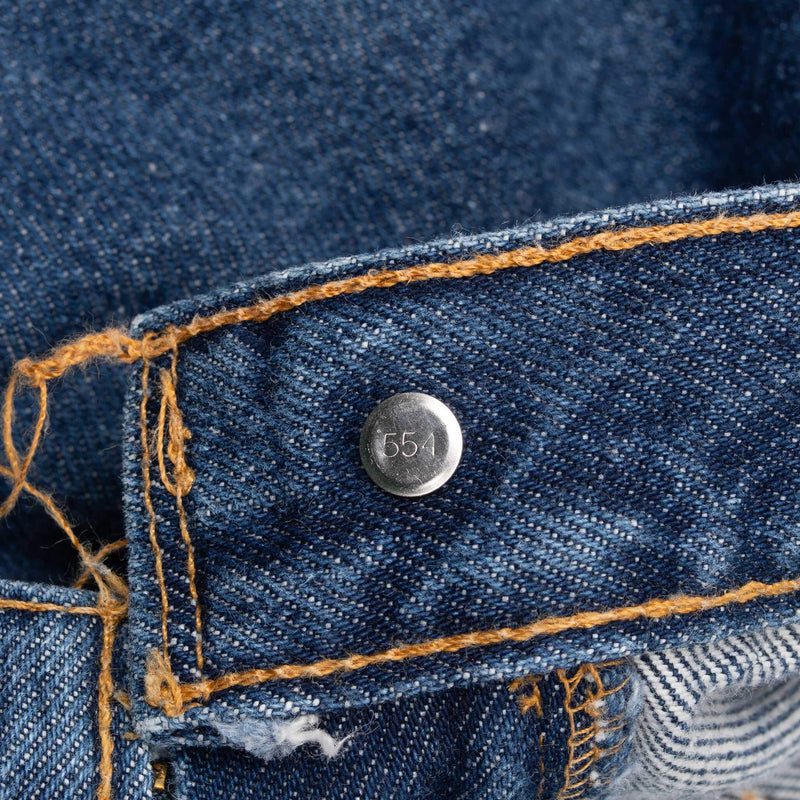 Vintage Levis 517 Bootcut Blue Jeans Indigo 1980S Size 32X33 Made In Usa With A Medium Dark Wash

Size On Tag 33X34 Actual Size 32X33

Back Button #554