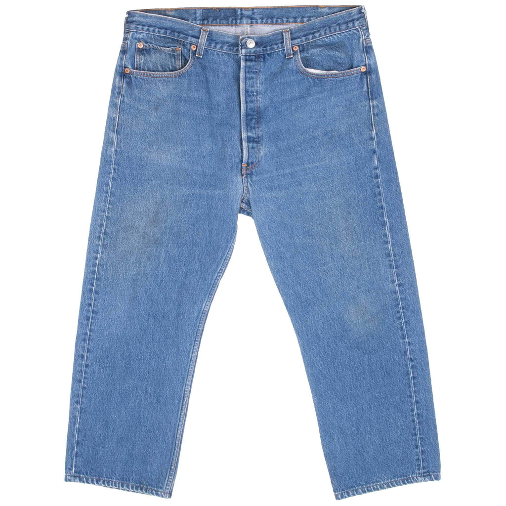 Vintage Levis 501 Indigo Blue Jeans 1980S Size 36X24 Made In Usa

Size on Tag is 40X30 Actual Size Is 36X24

Back button #653