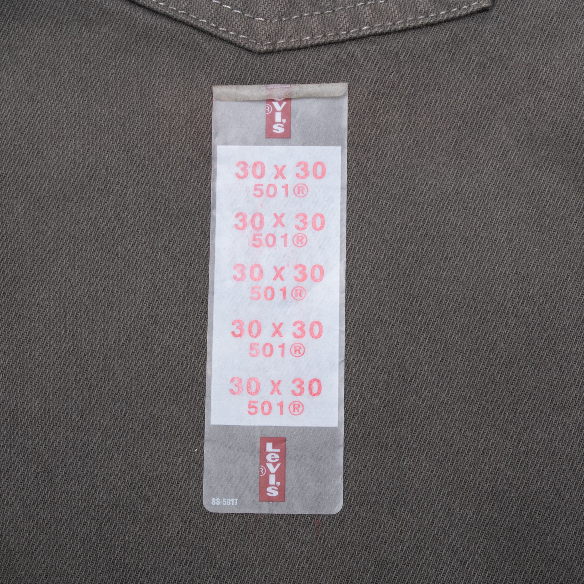 Vintage Levis 501 Grey Denim Jeans 2000S Size 30X30 Made In Usa Deadstock with Tags

Back Button #740