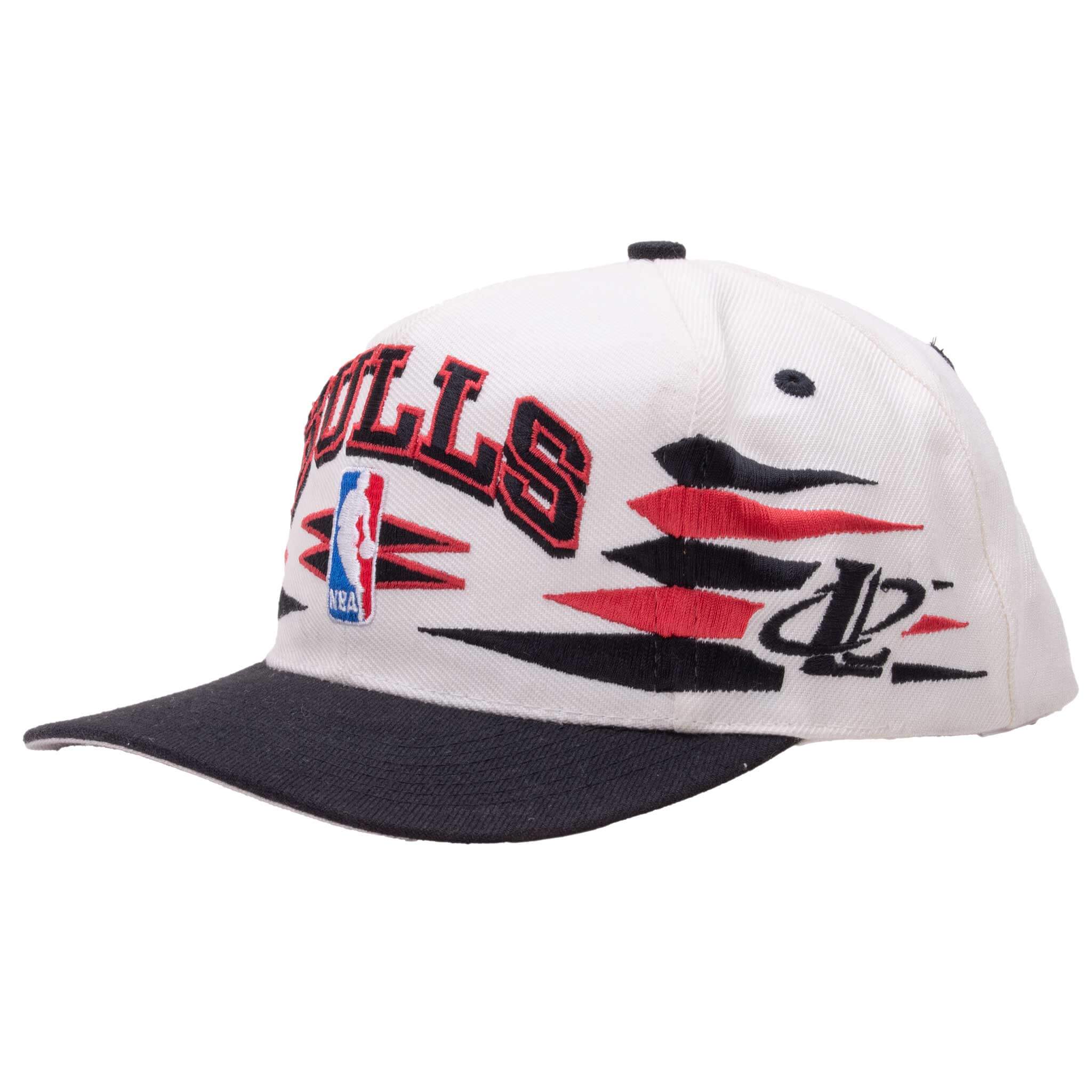 Vintage Nba Chicago Bulls Embroidered Logo Athletics Snap Back Cap 1990S