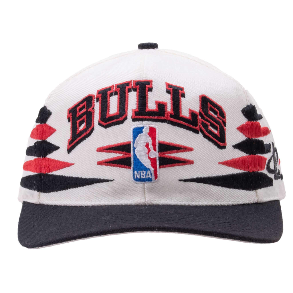 Vintage Nba Chicago Bulls Embroidered Logo Athletics Snap Back Cap 1990S