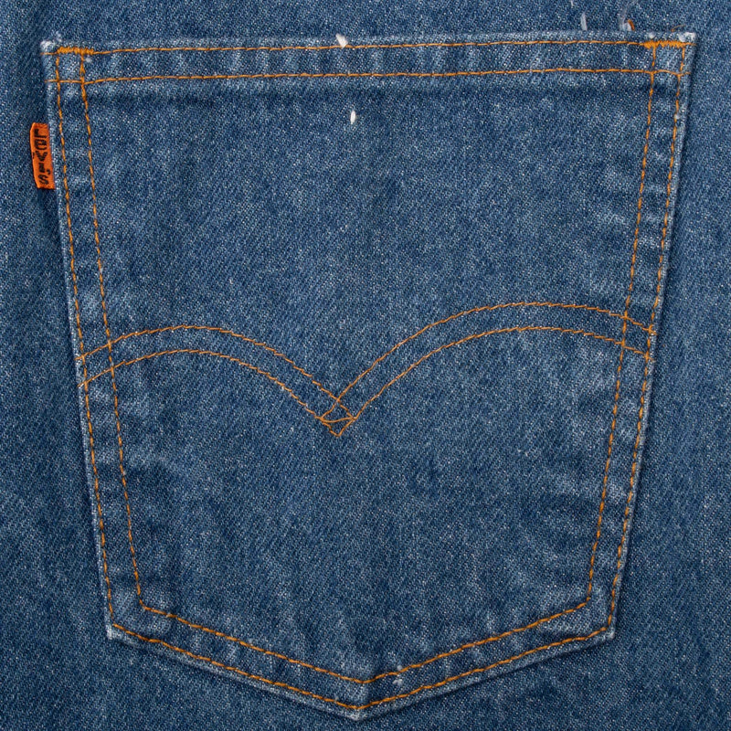 Vintage Levis 517 Orange Tab Indigo Jeans Boot Cut Size 38X37 Made In Usa With Medium Wash 1980s

Size on tag 40X38 actual Size Is 38X37

Back Button #39

Talon Zipper