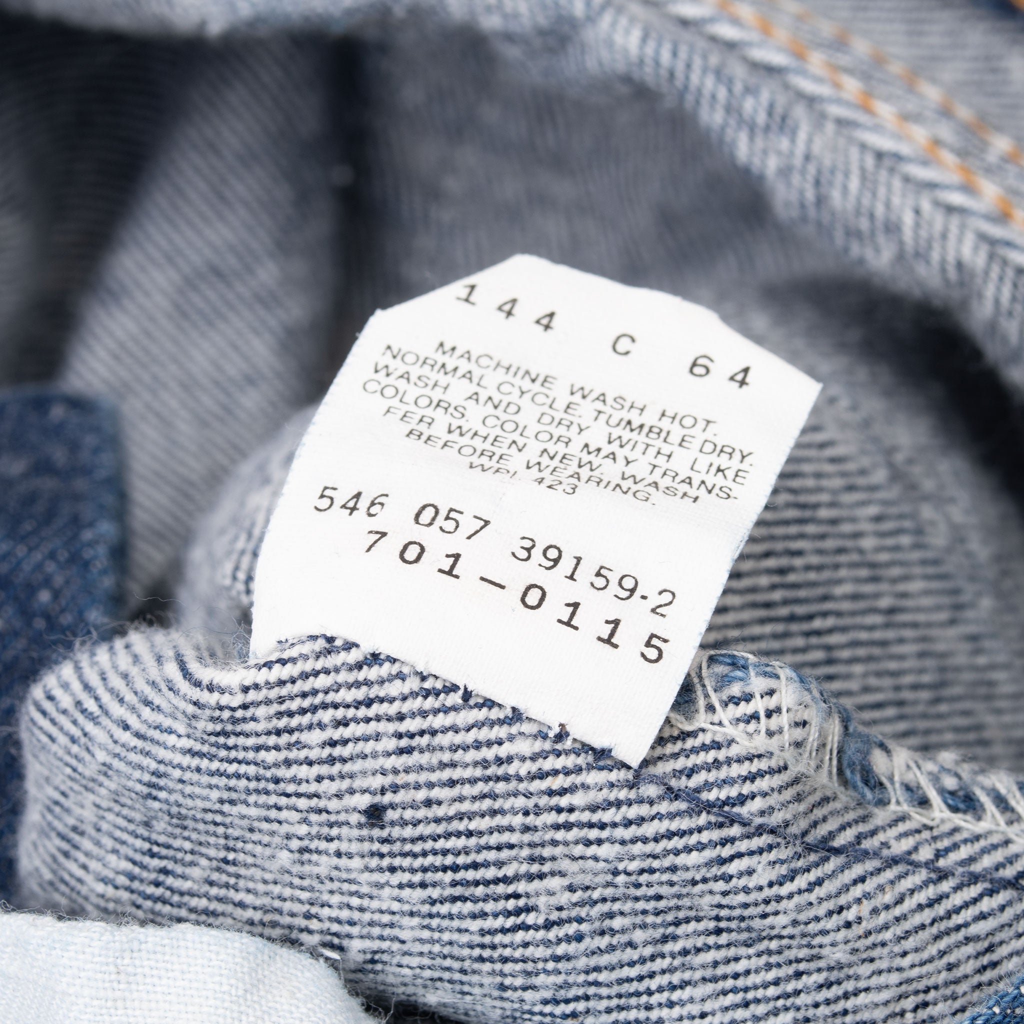 Beautiful Indigo Levis 701 Student Fit Indigo Jeans 1980S Made in USA with a super Dark blue wash.

Size on Tag 31X34 Actual size 29X34

Back Button #545