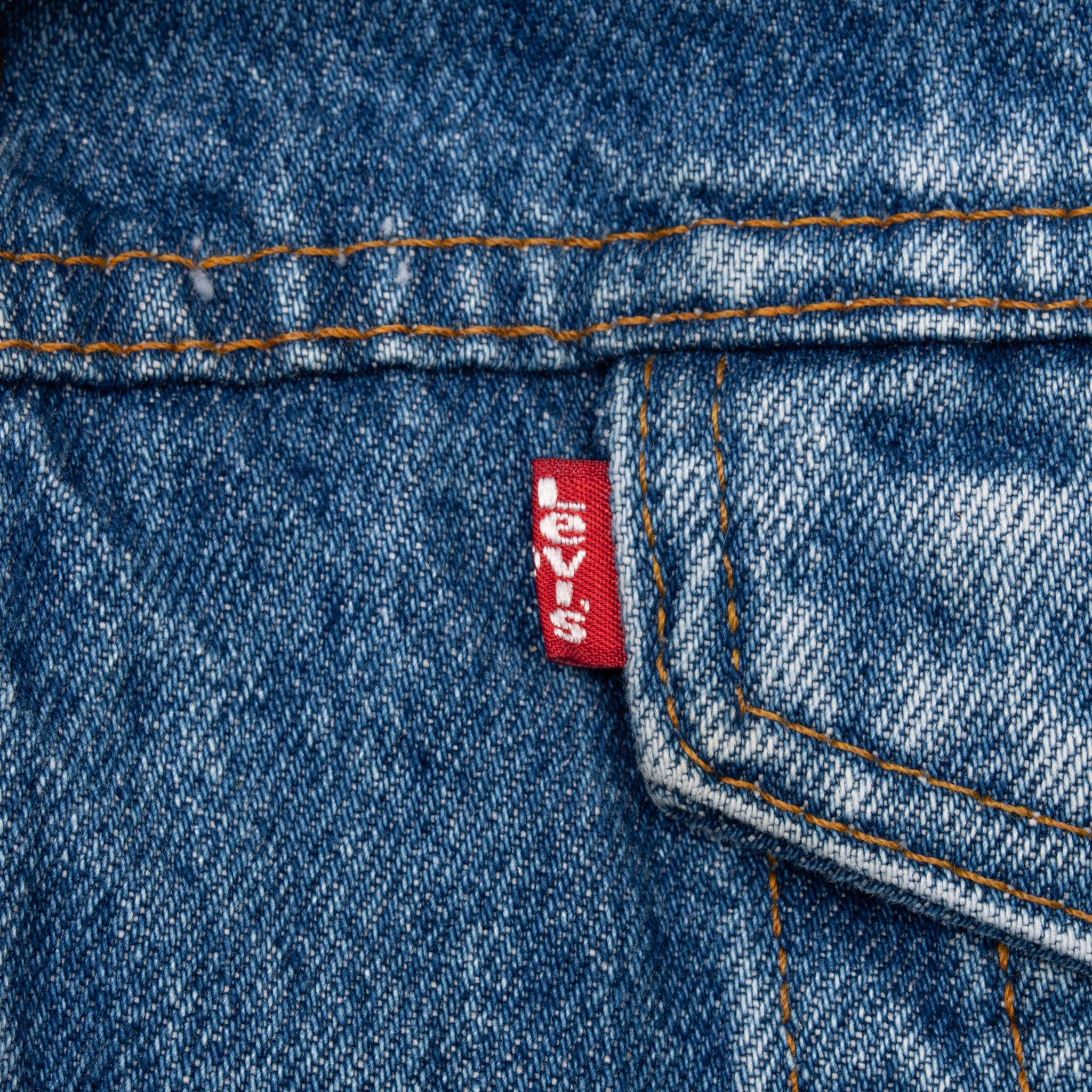 Vintage Levis Sherpa Trucker Blue Denim Jacket 1980S Size 42R Made In Usa