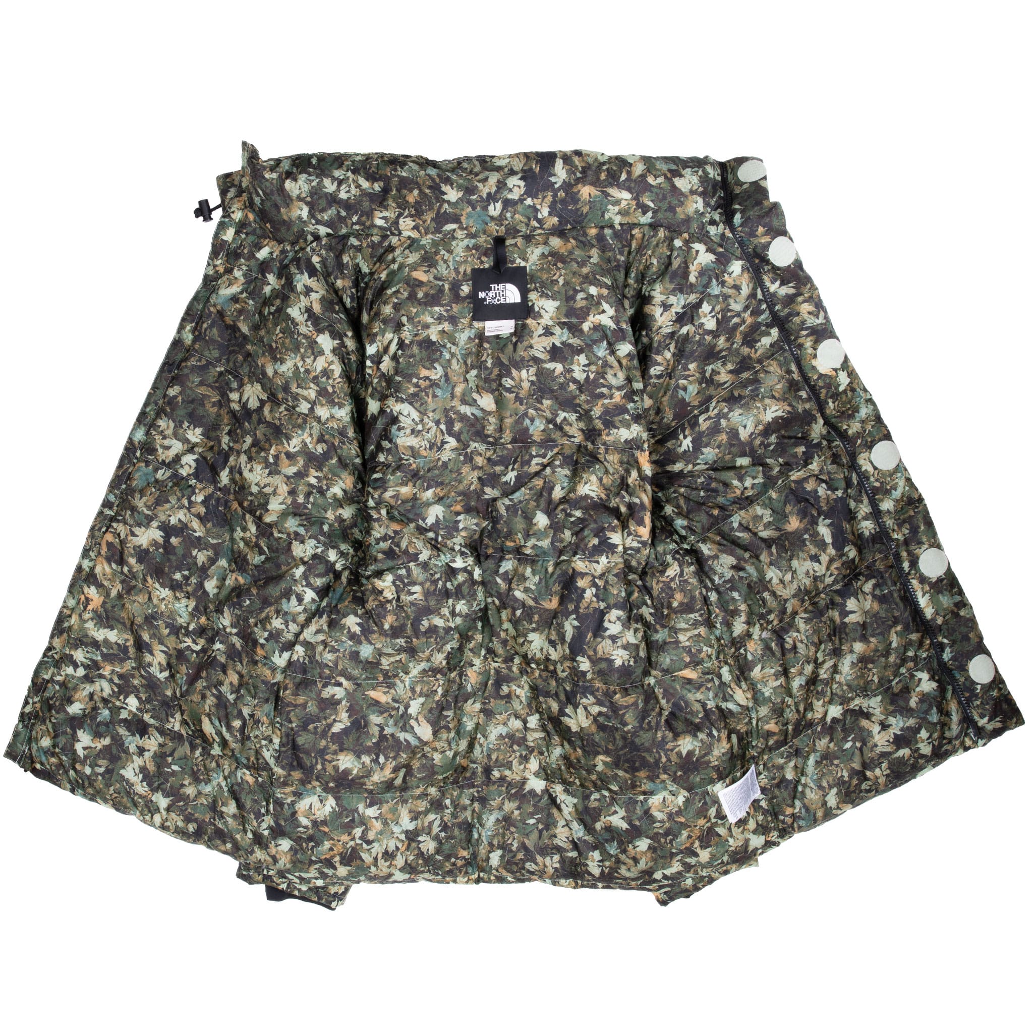 The Moment You See The Oversized Baffles You Know You're Looking At The Iconic Nuptse Jacket. This Durable Piece Has Lofty 600-Fill Down And A Sleek, Stowable Hood. Vintage The North Face 600 Nuptse Camo Leaf Down Jacket Size Medium