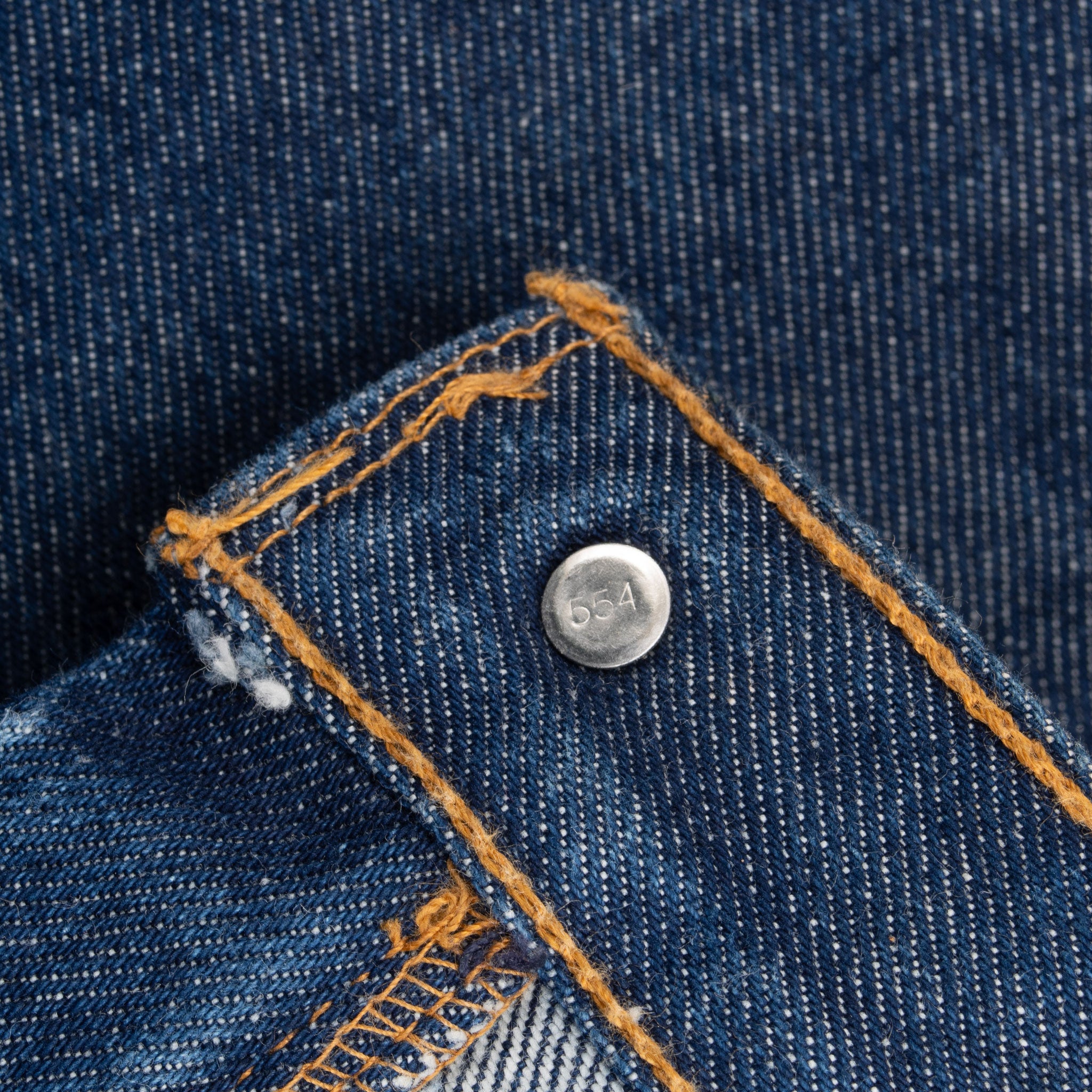 Vintage Levis 517 Bootcut Dark Wash Indigo Jeans 1980S Size 40X30 Made In Usa

Size on tag 40X30

Back Button #554