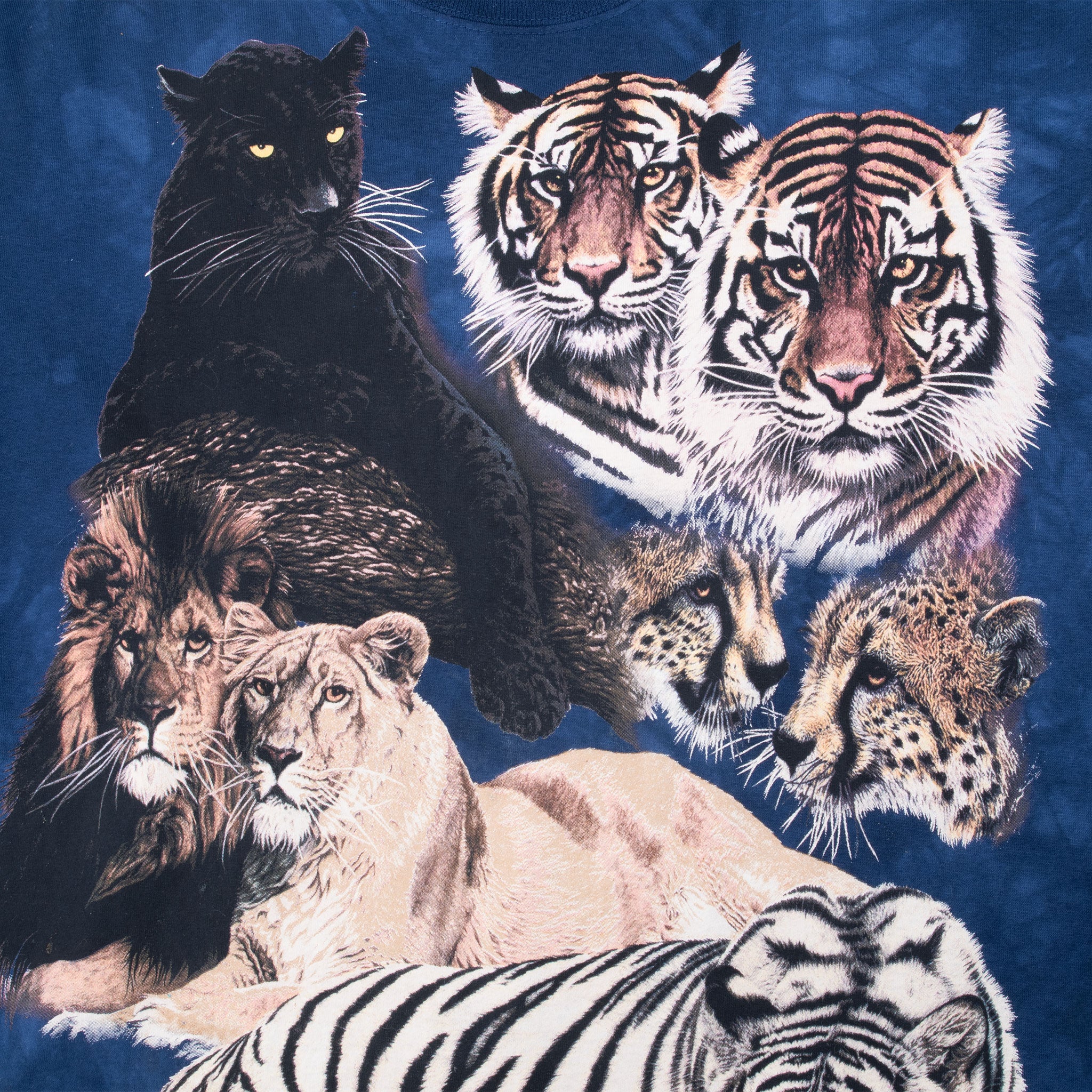 VINTAGE THE MOUNTAIN ANIMAL PRINT TIGERS LIONS PANTHERS TEE SHIRT 2002 LARGE