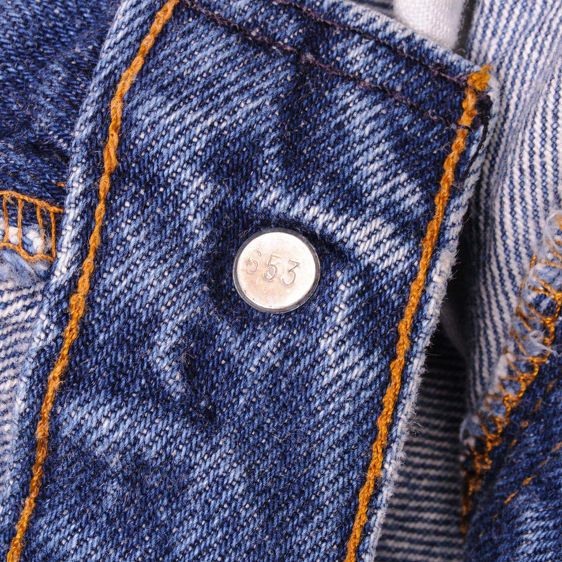 Beautiful Indigo Levis 501 Jeans 1985-1988 Made in USA with a medium blue wash and a nice contrast between light and medium blue.  Size on Tag 29X30  ACTUAL SIZE 29X29  Back Button #653