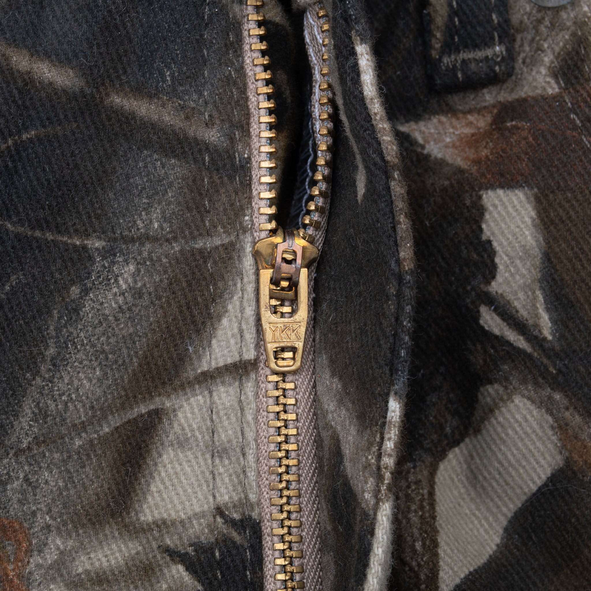 Vintage Wrangler Realtree Hardwoods Hunting Camo Pants Size 34X34