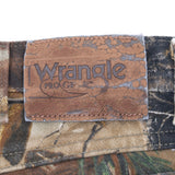 Vintage Wrangler Realtree APHD Hunting Camo Pants Size 35X32

Size on Tag 36X32 Actual Size 35X32