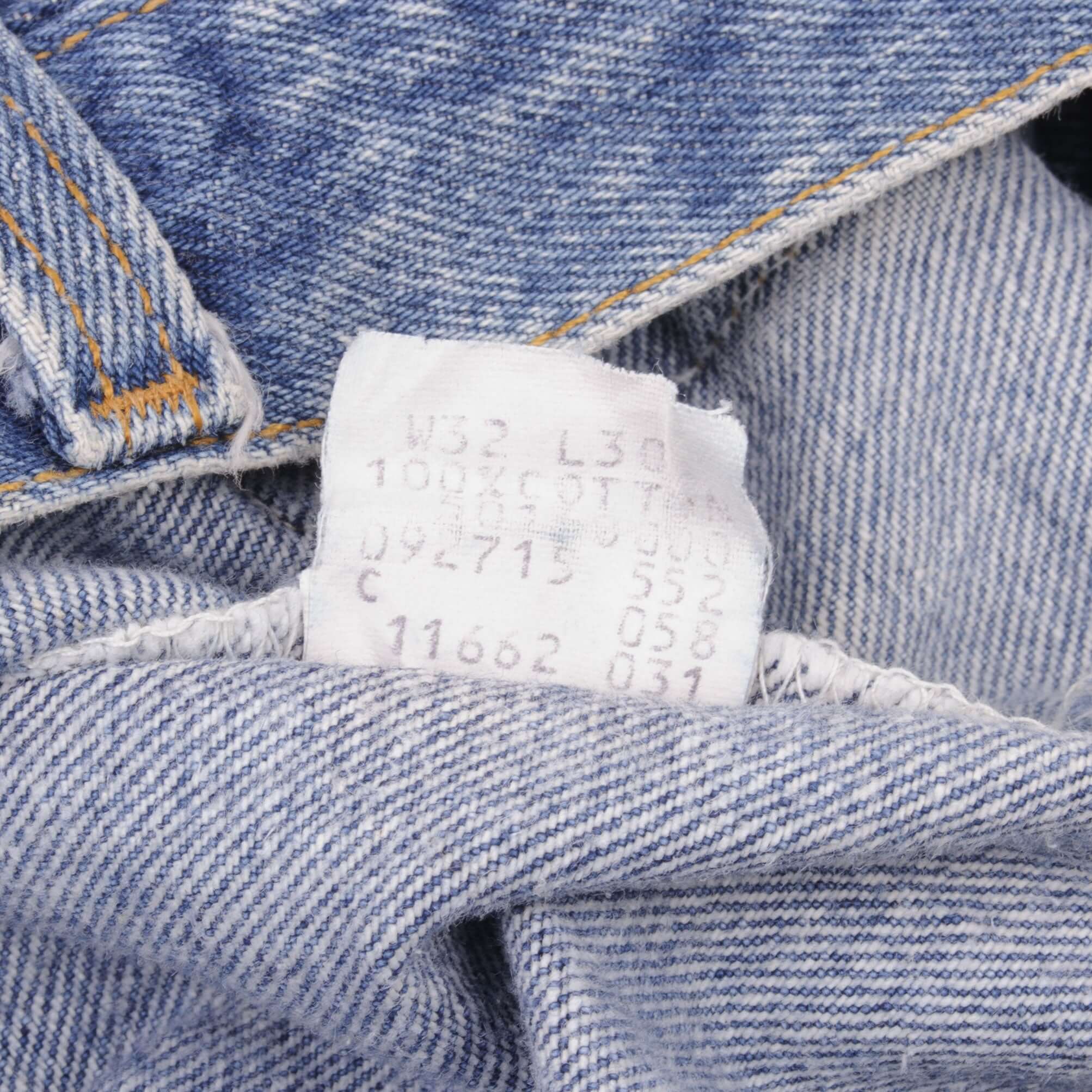 Beautiful Indigo Levis 501 Jeans 1980s Made in USA with Medium Wash With Light Whiskers  Size on tag 32X30 Actual Size 30X28 Back Button #552