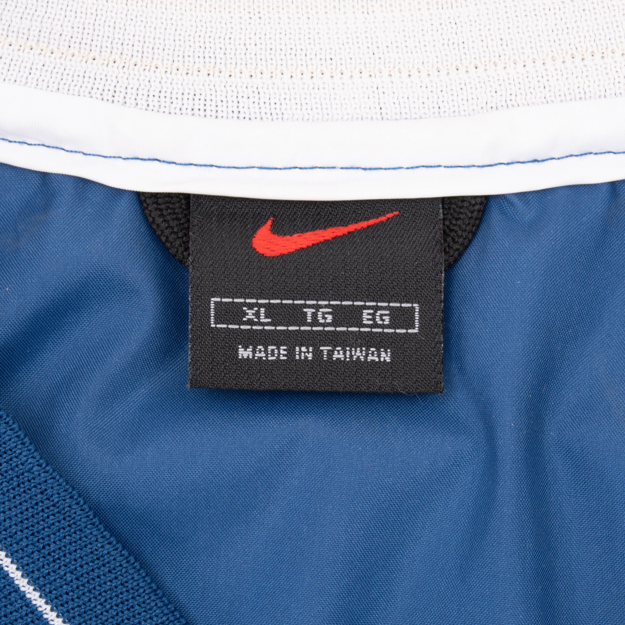 Vintage Nike Center Swoosh Blue Windbreaker Pullover Jacket 2000S Size XL