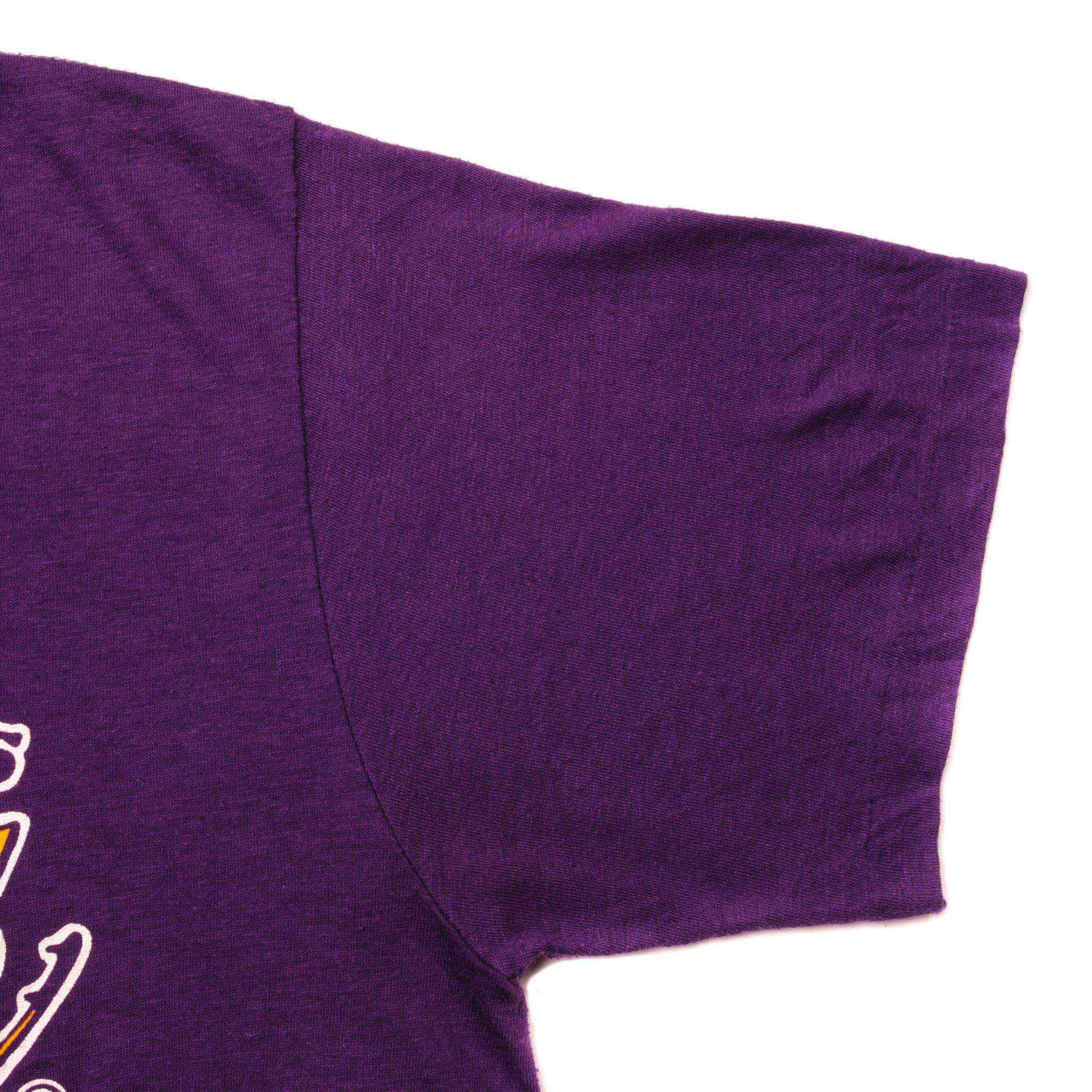 VINTAGE NBA LOS ANGELES LAKERS TEE SHIRT SIZE SMALL MADE IN USA 1980s