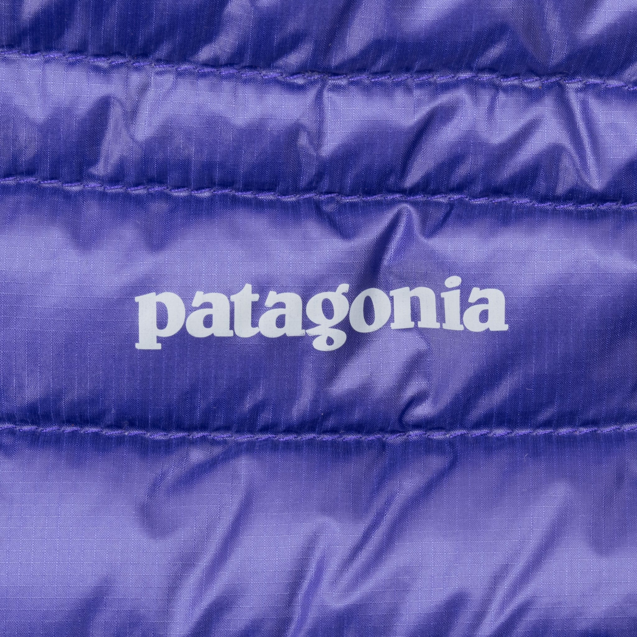 Vintage Patagonia Purple Womens Ultralight Down Vest Puffer Jacket Size Small

Style #84781
