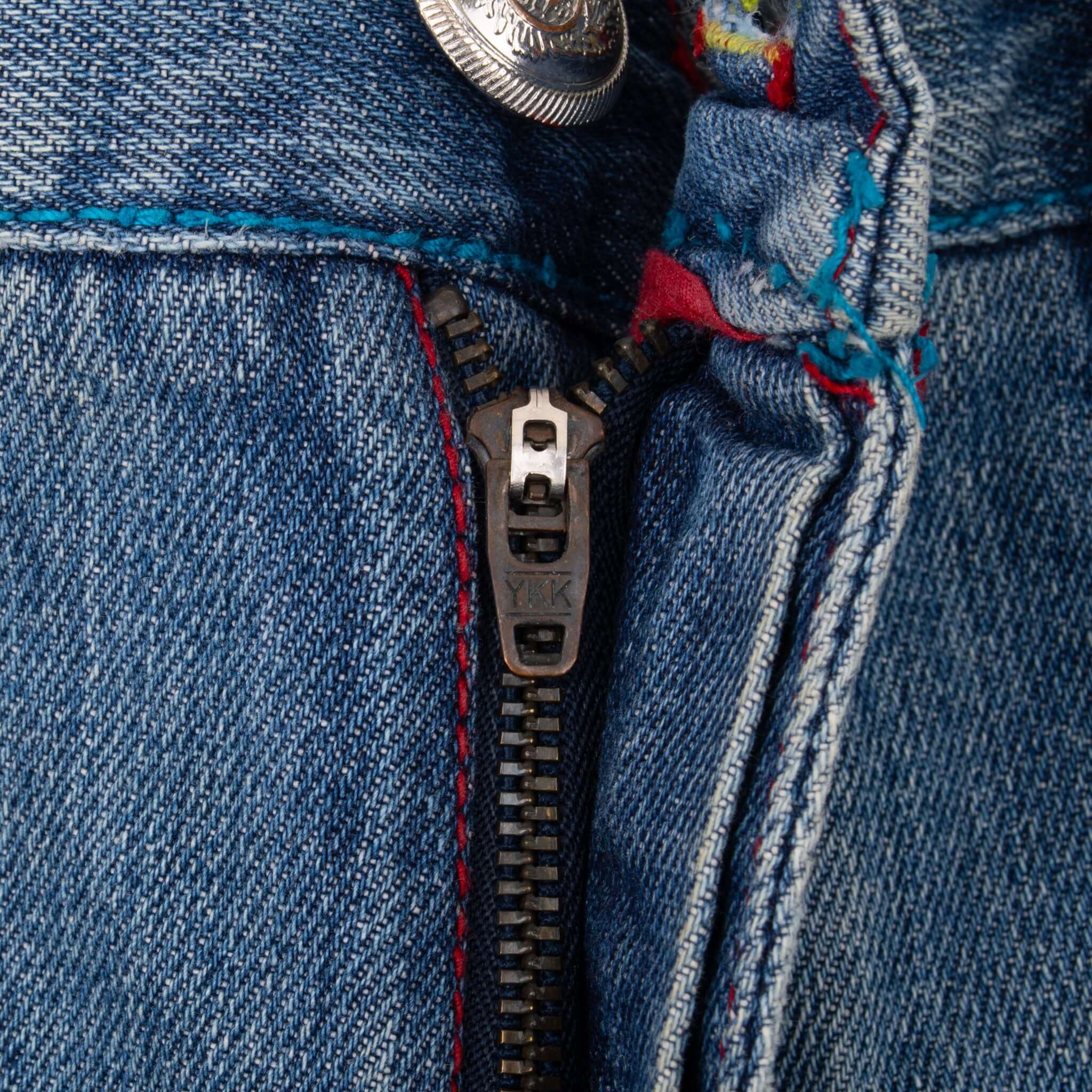 Vintage Coogi Baggi Blue Denim Shorts 2000S Size 40