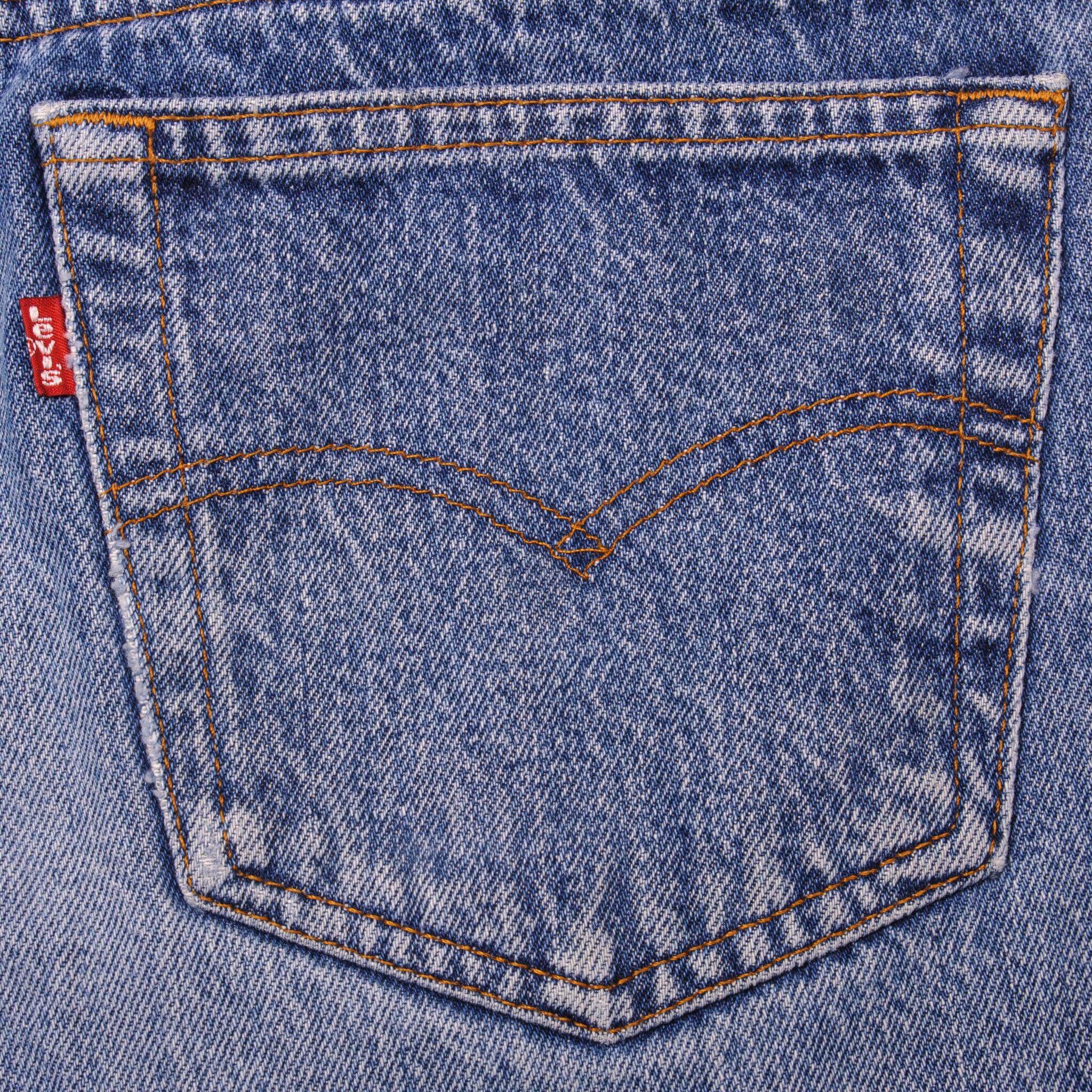 VINTAGE LEVIS 501 JEANS INDIGO SIZE W30 L27 MADE IN USA
