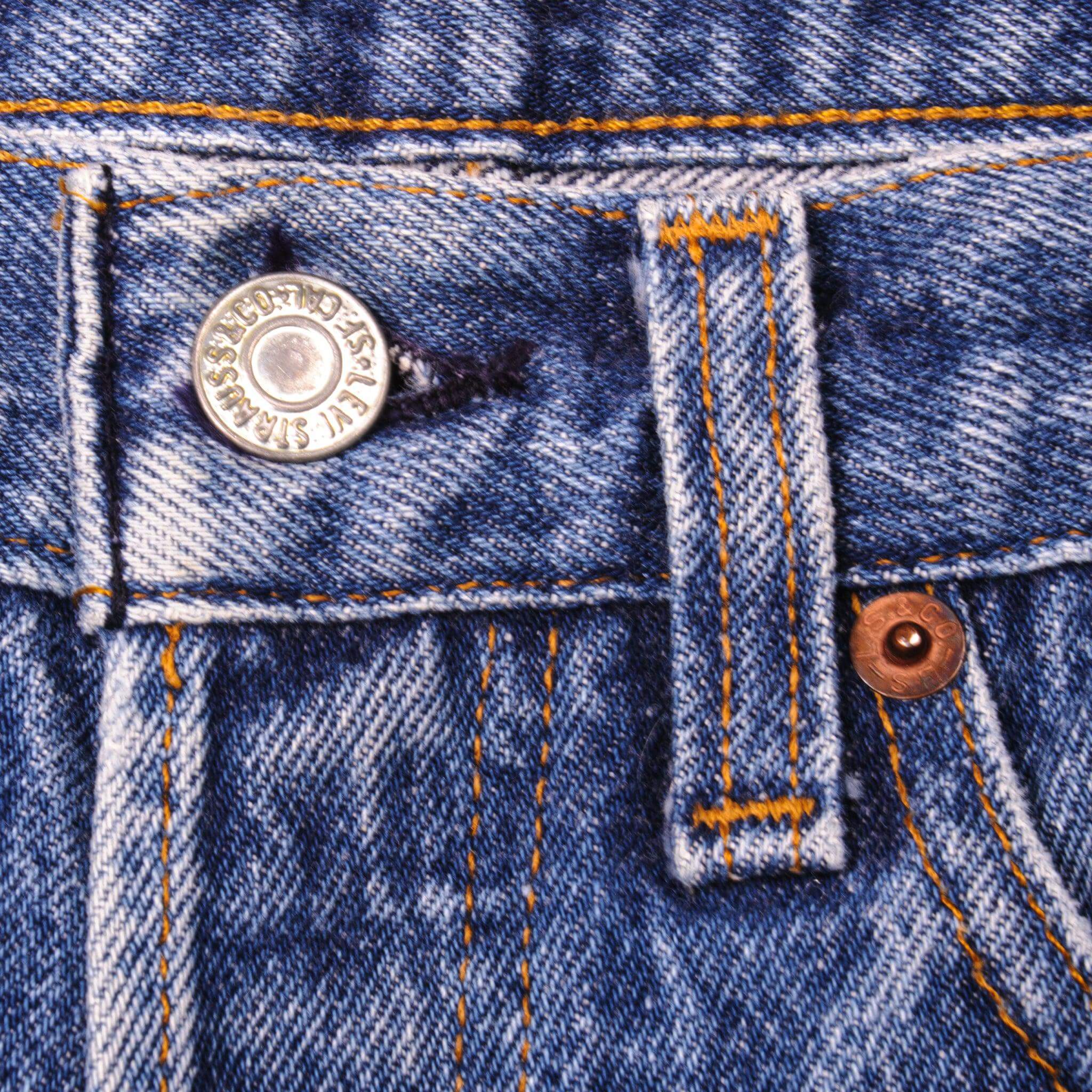 VINTAGE LEVIS 501 JEANS INDIGO SIZE W30 L27 MADE IN USA