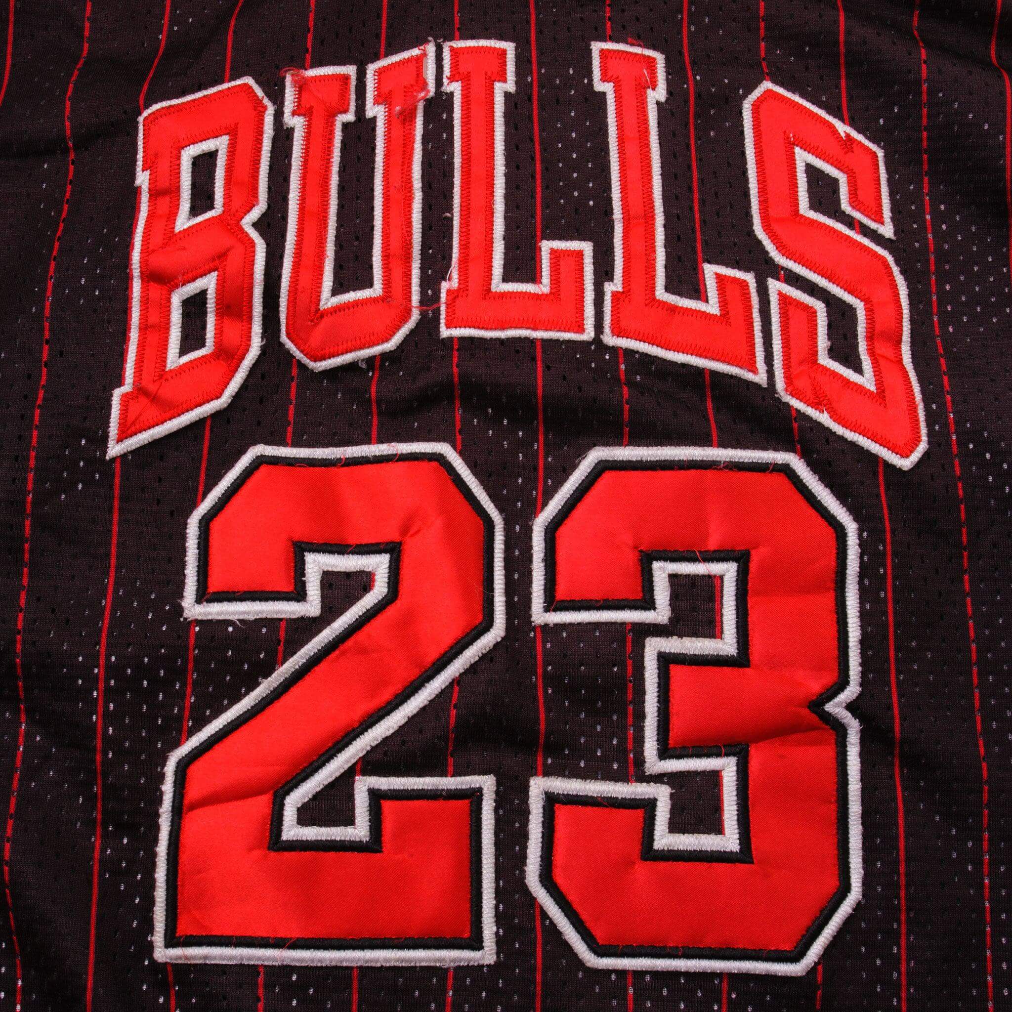 Vintage Nike Team NBA Chicago Bulls Michael Jordan #23 Jersey Size XL 1990s