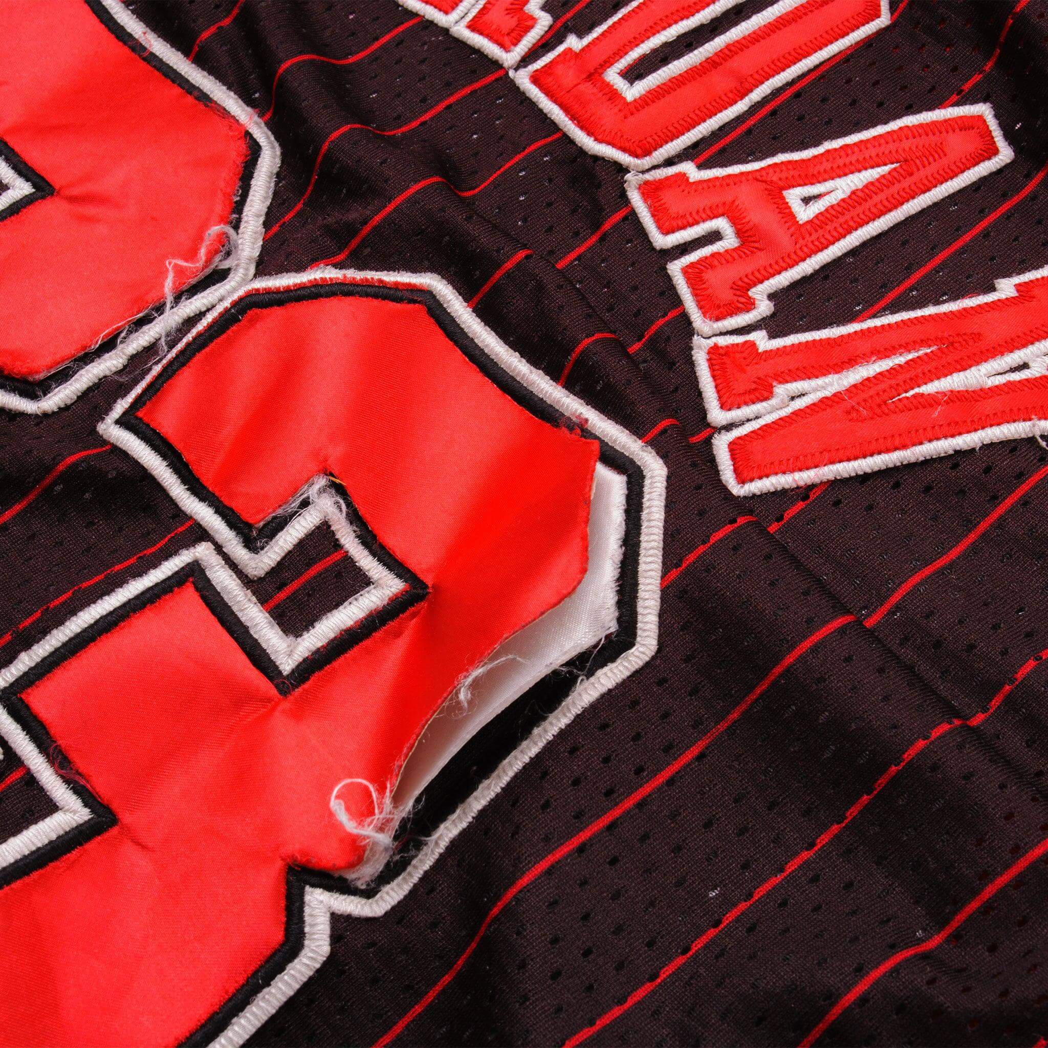 Vintage Nike Team NBA Chicago Bulls Michael Jordan #23 Jersey Size XL 1990s