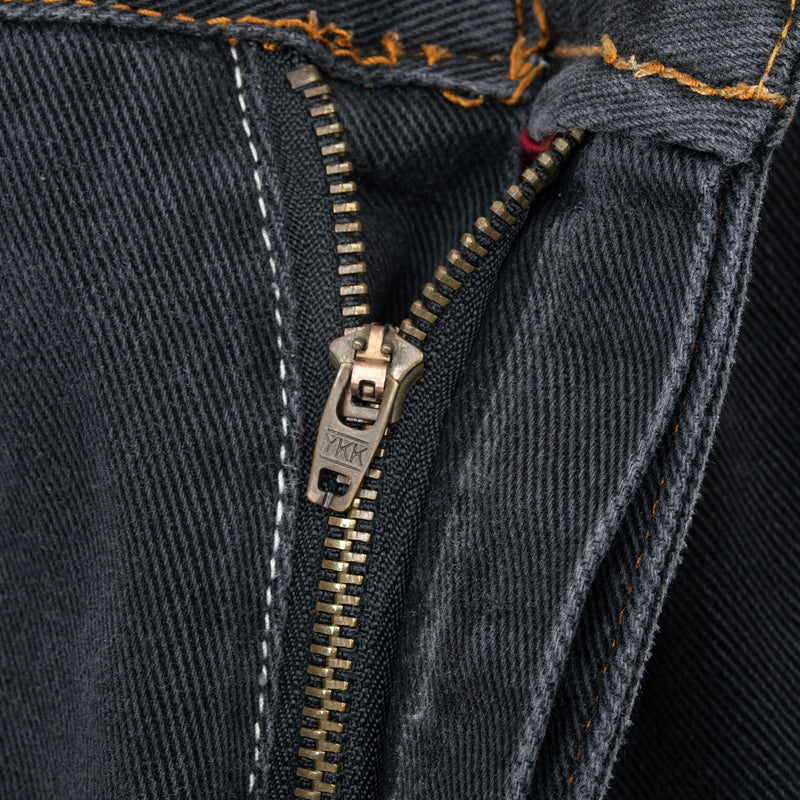 Vintage Coogi Embroidered Black Denim Jeans 2000S Size 36X32




Size On Tag 36X34 Actual Size 36X32