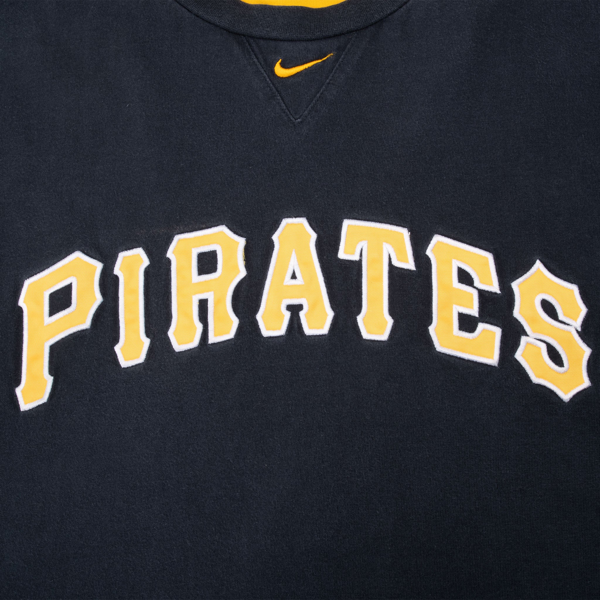 Vintage Nike Mlb Pittsburgh Pirates 2000S Center Swoosh Long Sleeve Tee Shirt Size XL