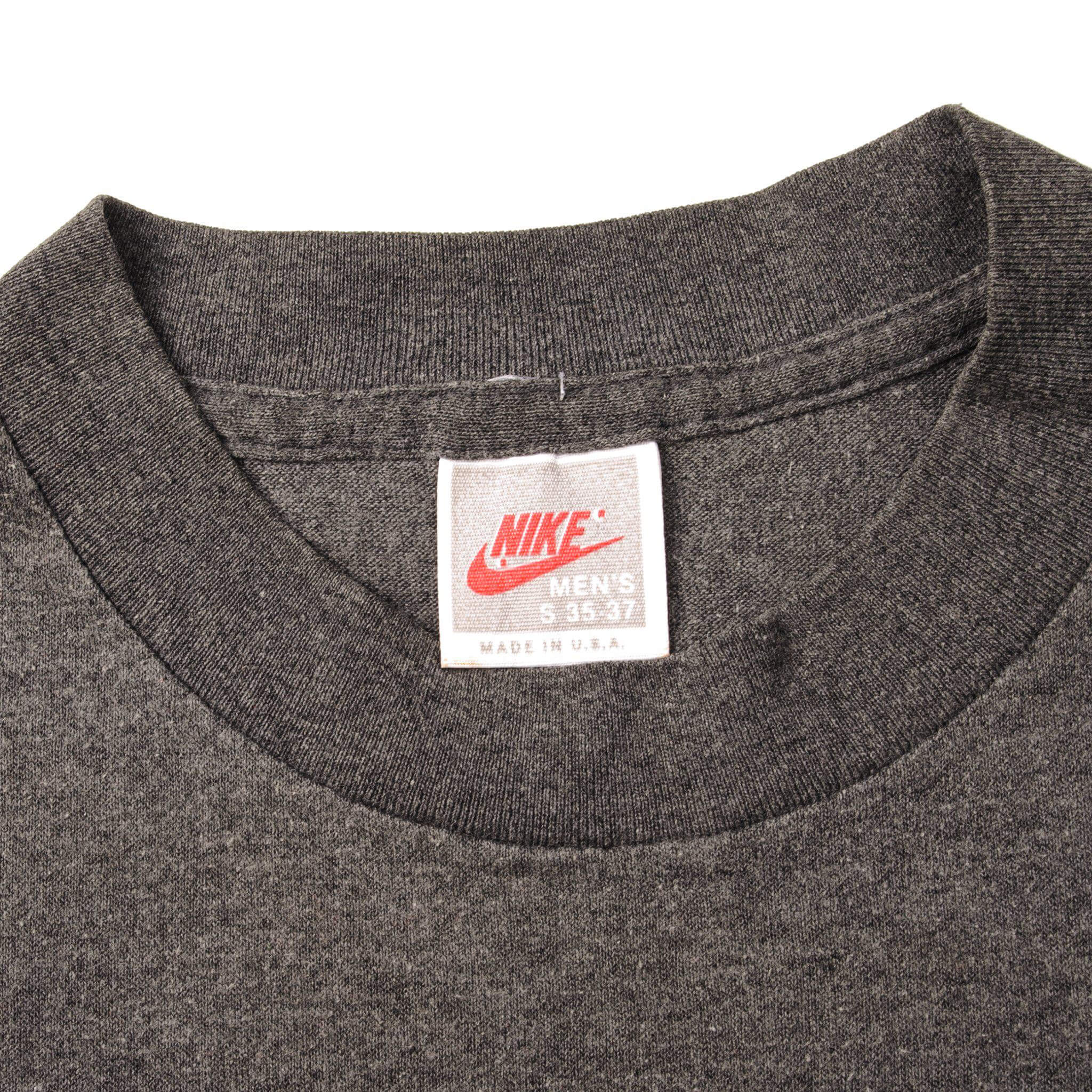 VINTAGE NIKE TEE SHIRT 1987-1992 SIZE SMALL MADE IN USA