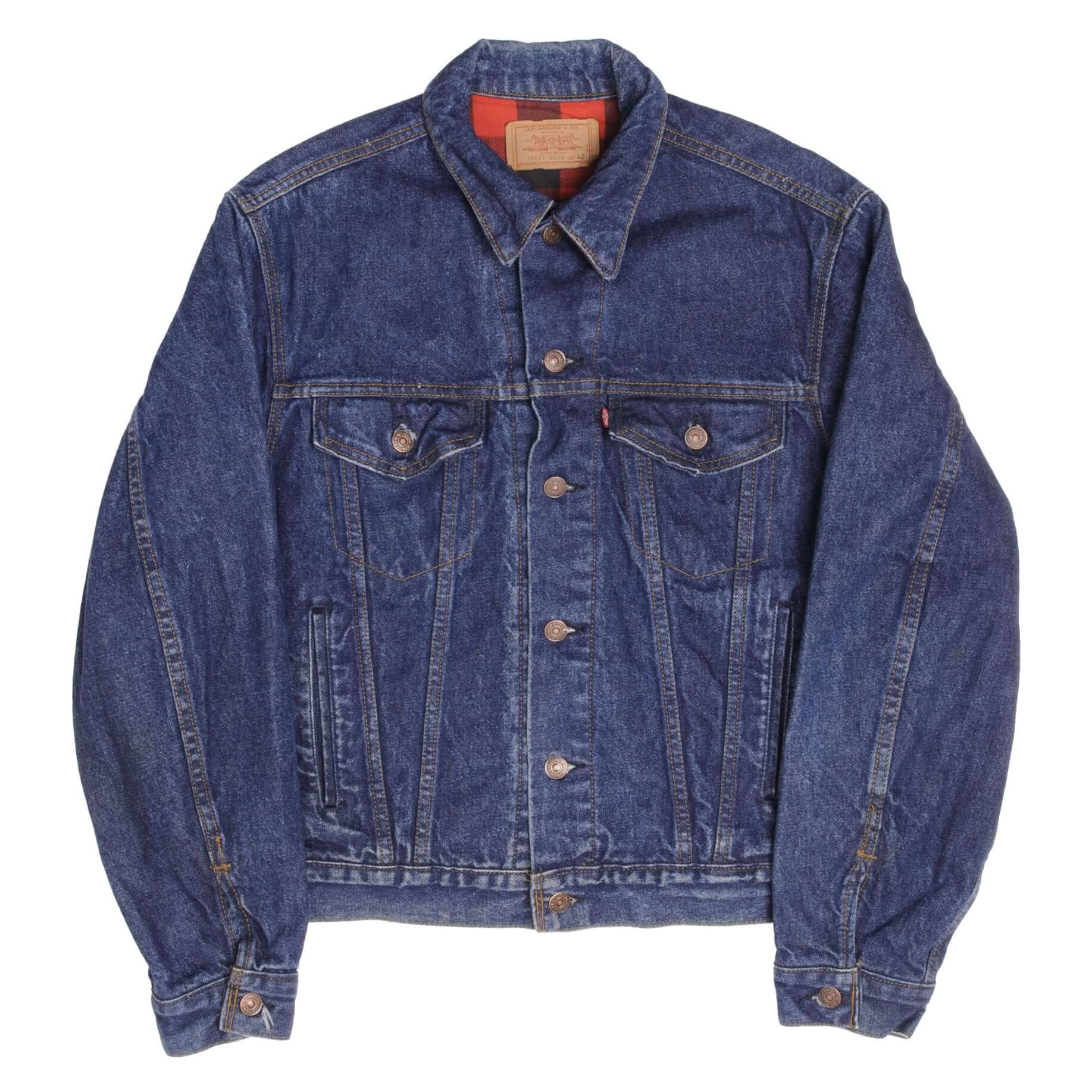 Beautiful Vintage Vintage Levis Type 3 Plaid Lined Jacket With a Dark Wash 4 Pockets 1980S Size 42 Made In USA   704110816