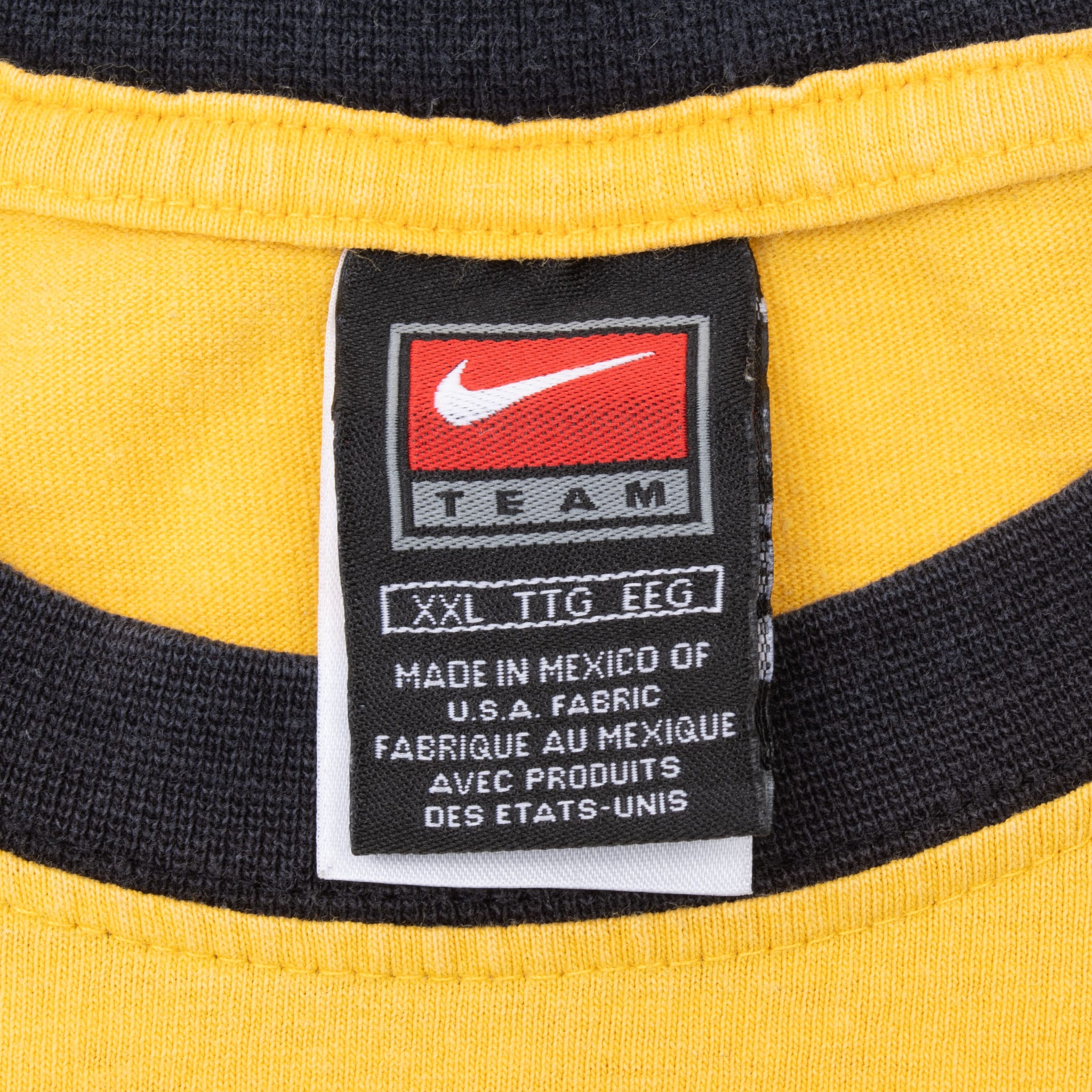 VINTAGE NIKE NCAA UNIVERSITY OF IOWA 1990S YELLOW TEE SHIRT 2XL