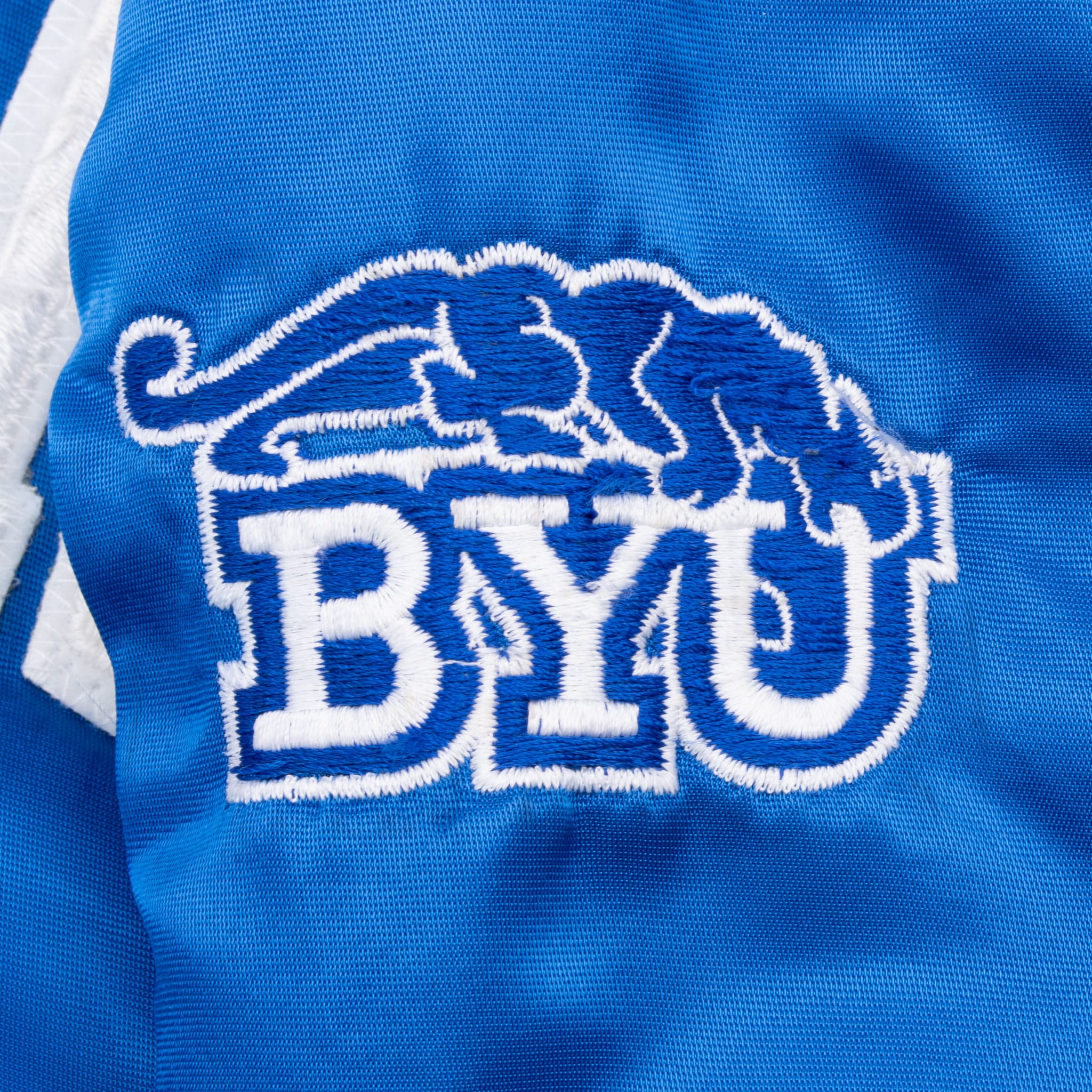 VINTAGE BYU BRIGHAM YOUNG COUGARS STARTER SATIN BOMBER JACKET 1980S LARGE