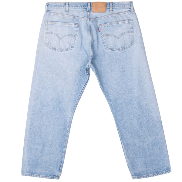 Vintage Levis 501 Indigo Blue Jeans 1990S Size 39X27 Made In USA With A Beautiful Light Wash And Some Light Whiskers

Size on Tag 42X30 Actual size 39X27

Back Button #553