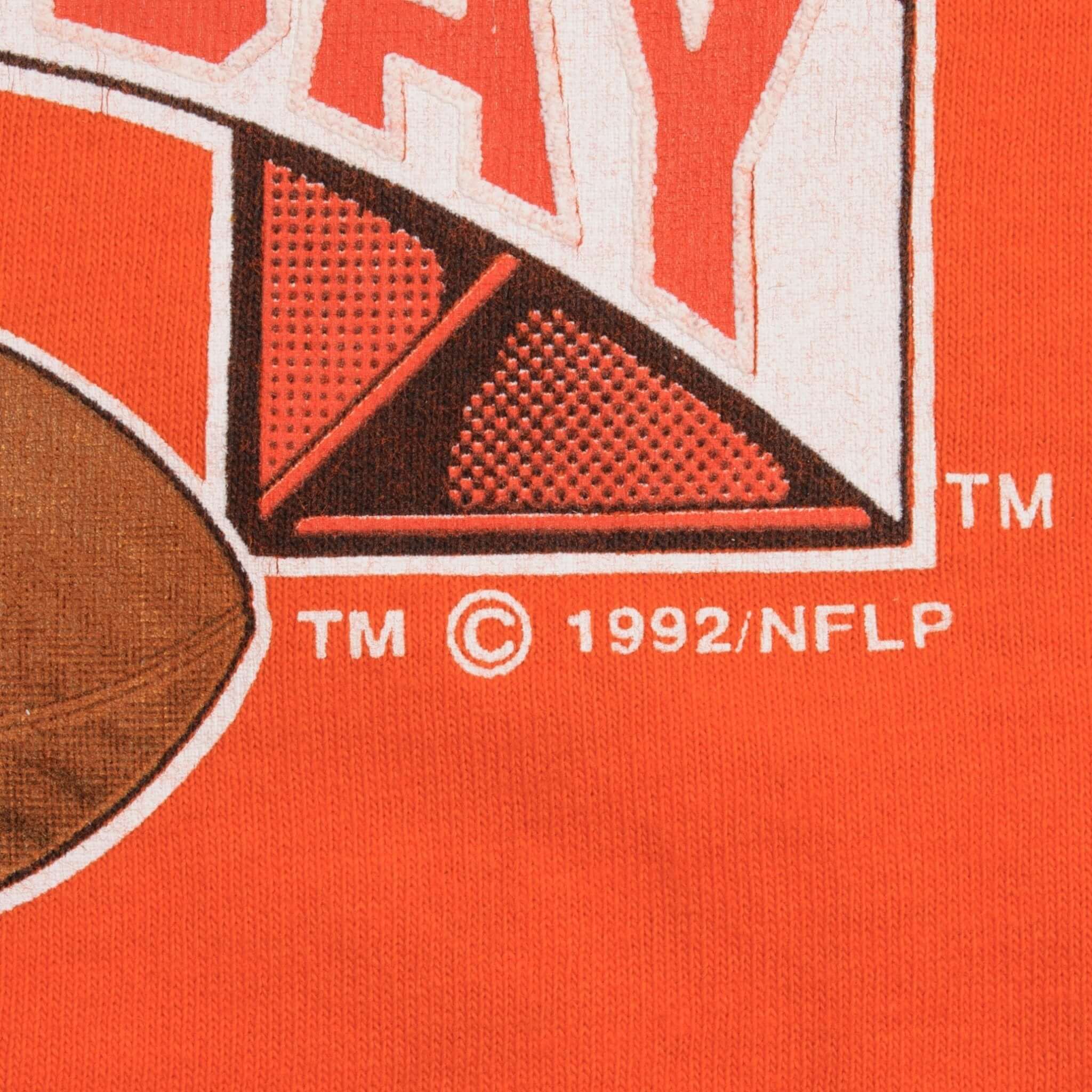 Vintage NFL Tampa Bay Buccaneers 1992 Tee Shirt Size 2XL Made In USA With Single Stitch Sleeves