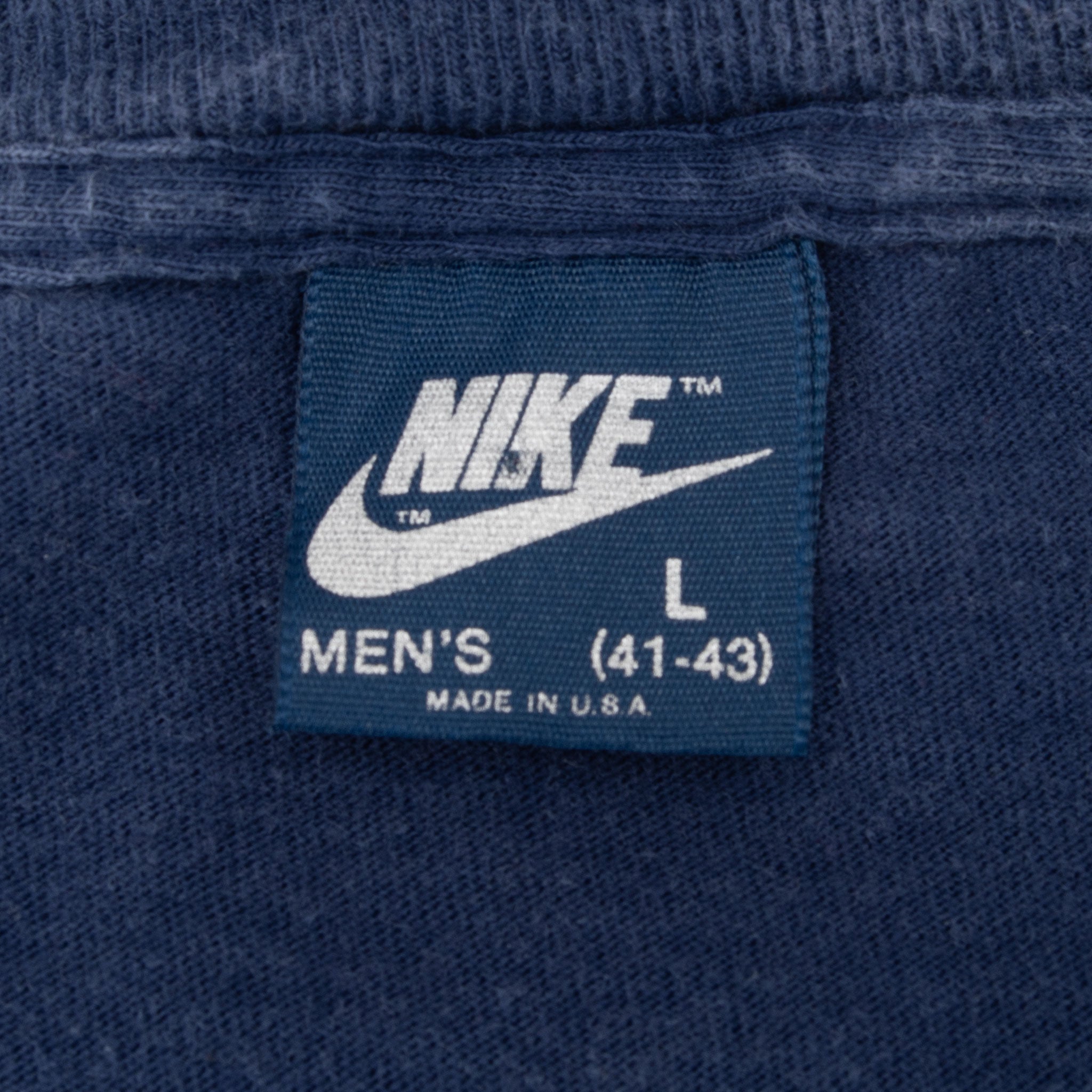 Vintage Nike Spellout Blue Long Sleeve Tee Shirt 1980S Size Large Made In Usa With Single Stitch Sleeves

Blue Label