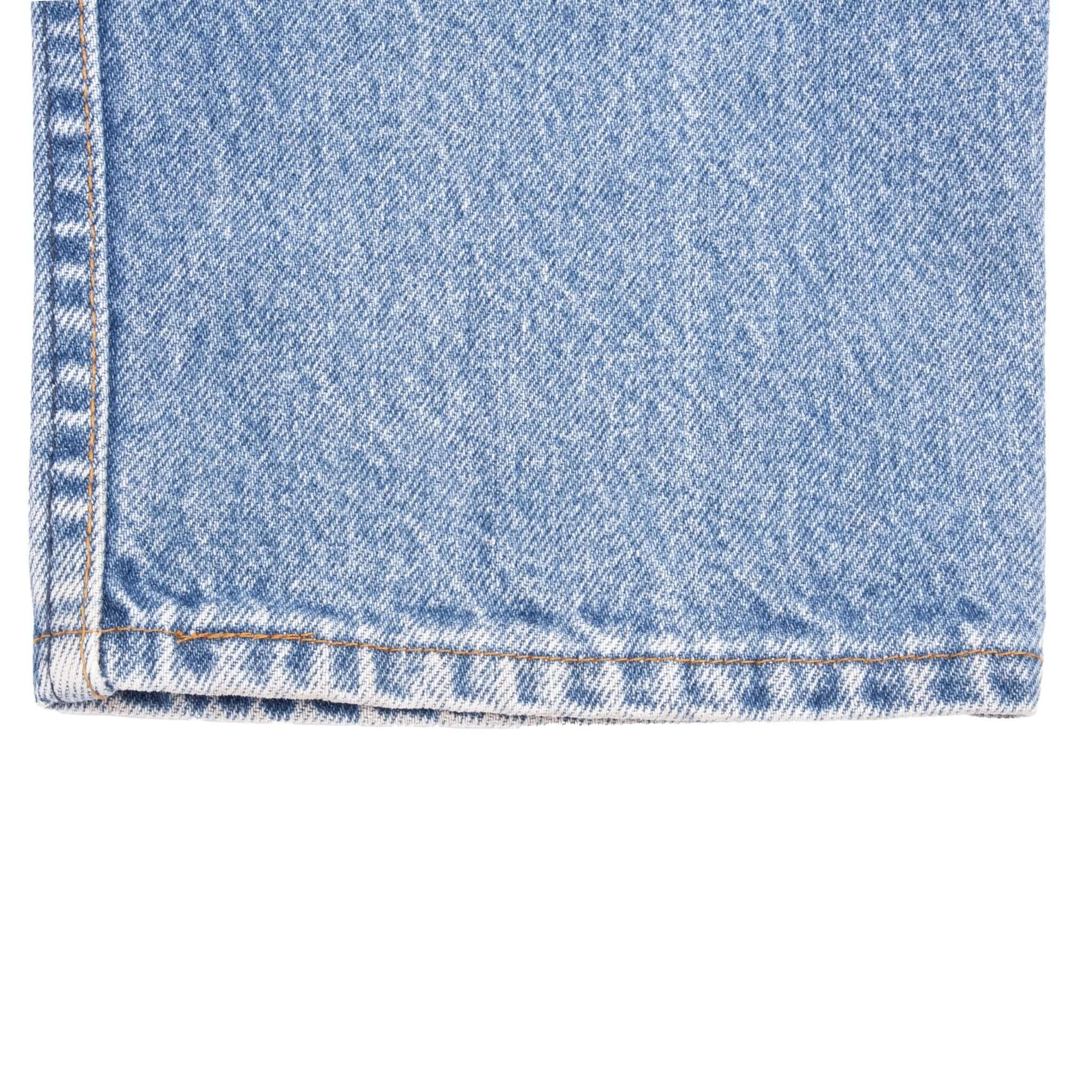 Beautiful Indigo Levis 505 Jeans Made in USA with a light blue wash. Size on Tag 32X33 Actual Size 32X31  Back Button #552