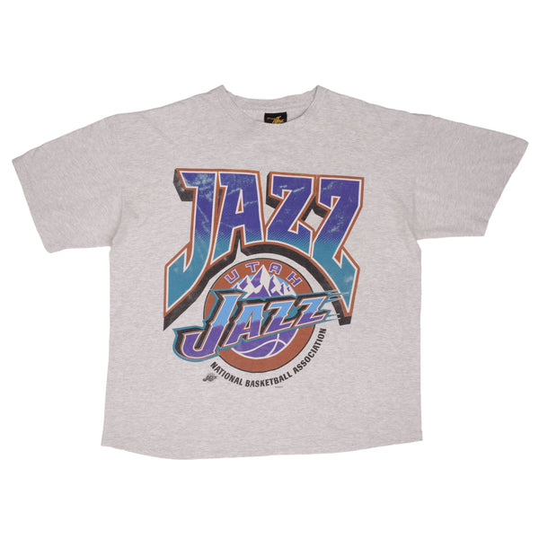 Vintage NBA Utah Jazz 1990s Tee Shirt Size 2XL Made In USA With Single Stitch Sleeves