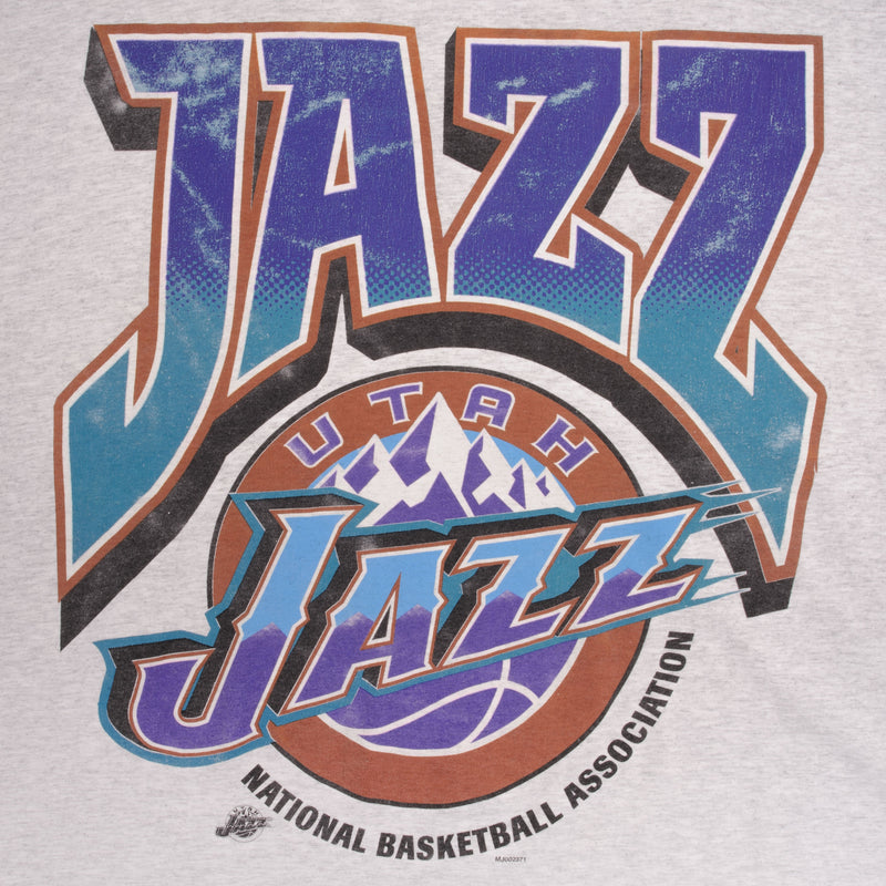 Vintage NBA Utah Jazz 1990s Tee Shirt Size 2XL Made In USA With Single Stitch Sleeves