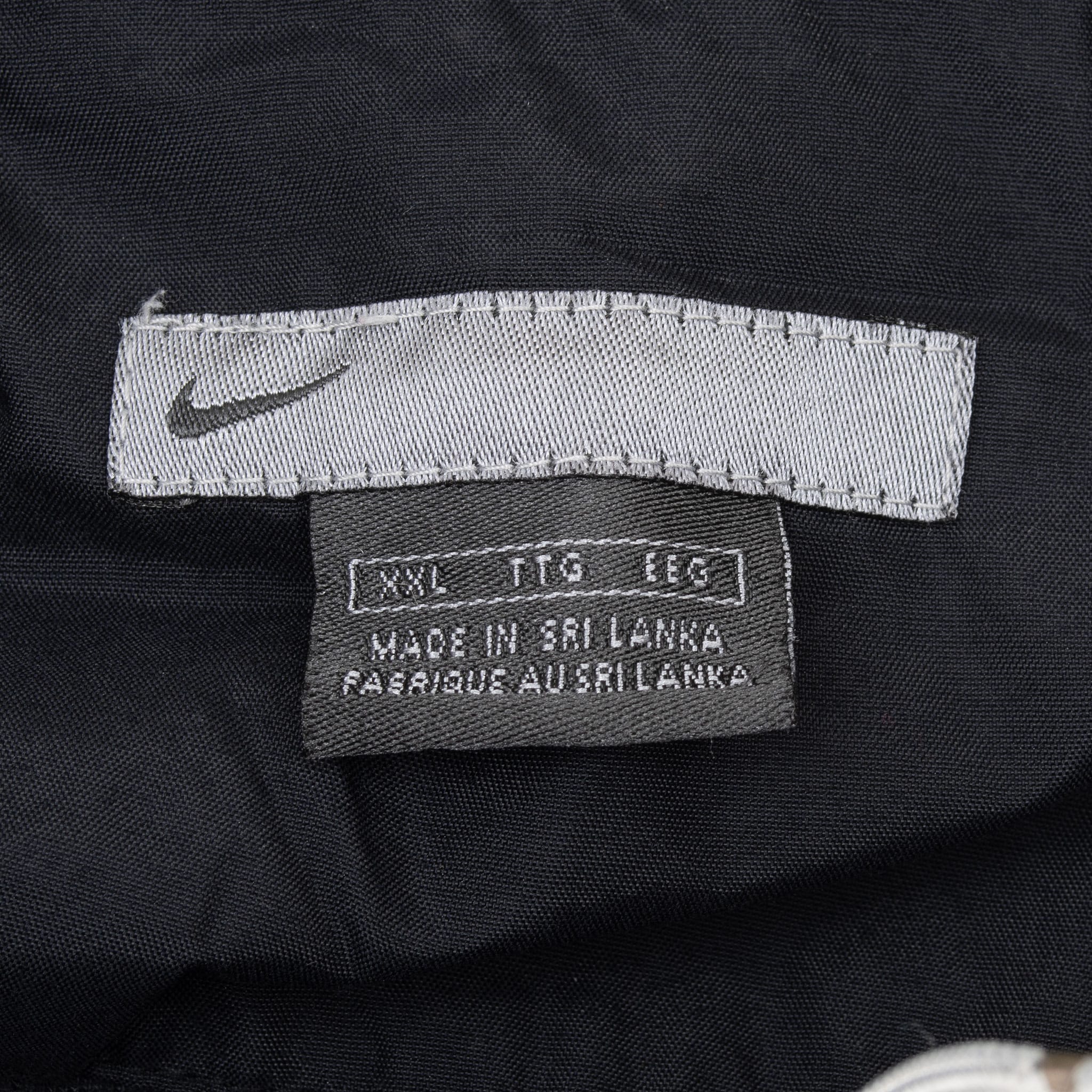 VINTAGE NIKE BLACK WINDBREAKER JACKET 2000S SIZE 2XL