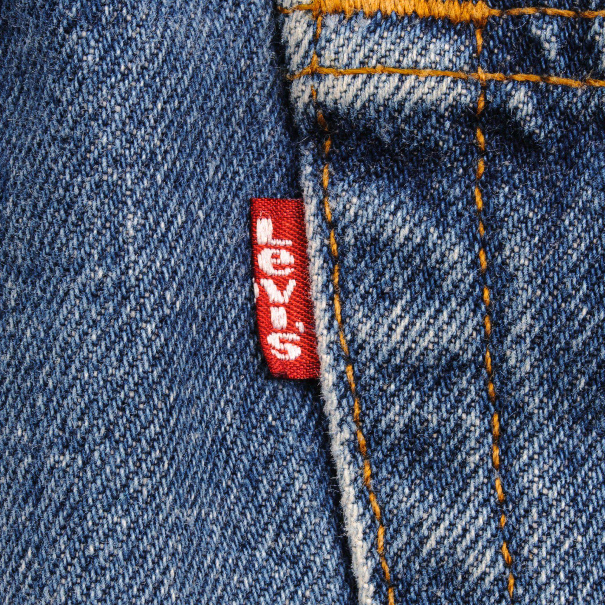 VINTAGE LEVIS 501 JEANS SIZE 32X28 W32 L28 MADE IN USA