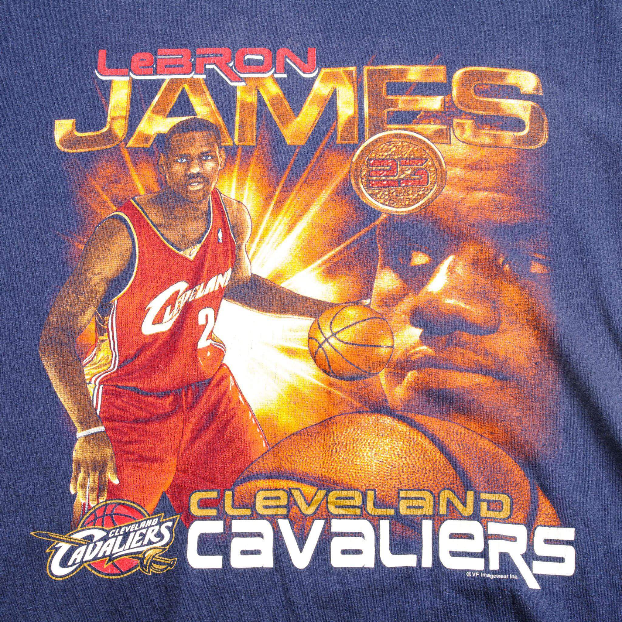 VINTAGE NBA LEBRON JAMES CLEVELAND CAVALIERS TEE SHIRT SIZE LARGE