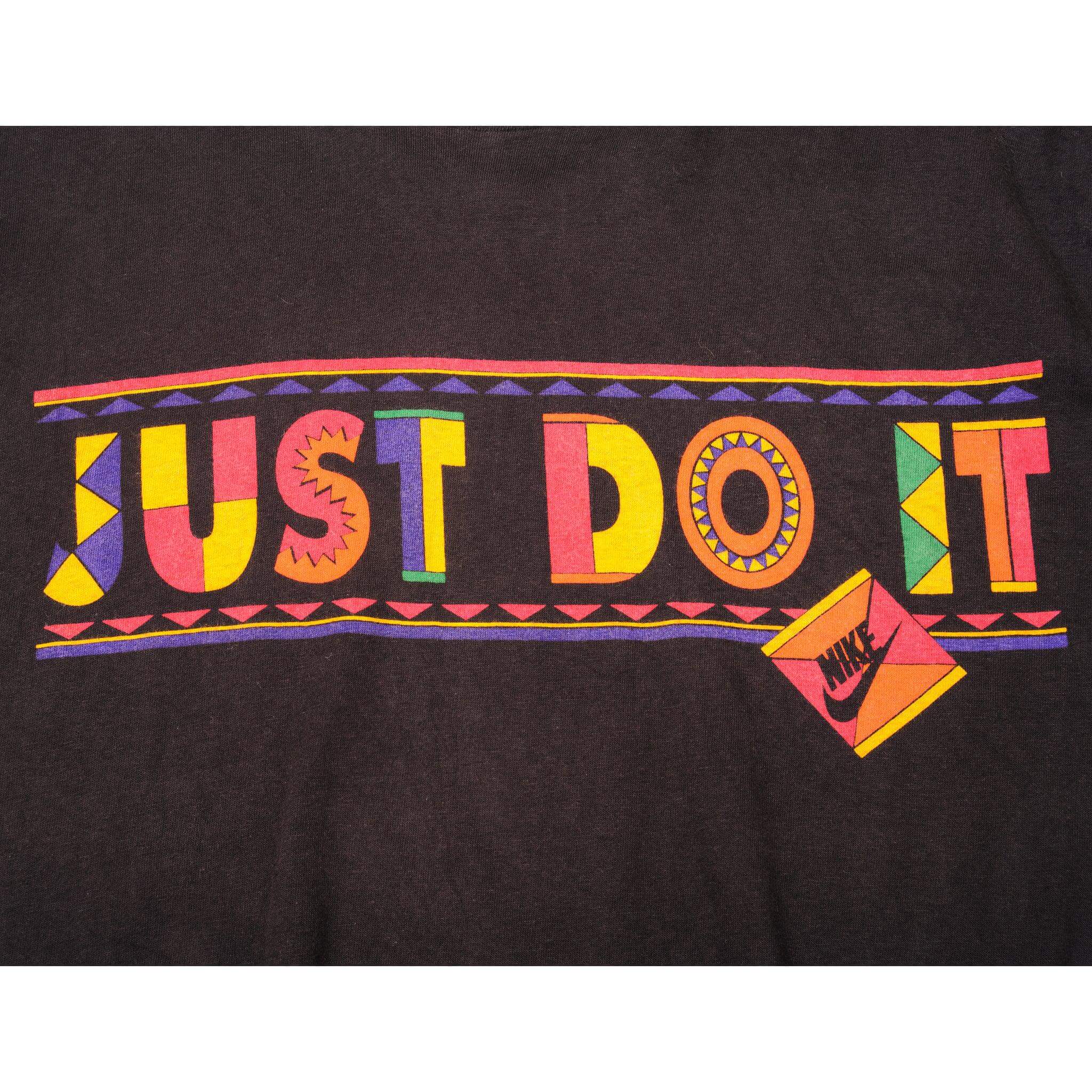 VINTAGE NIKE TEE SHIRT 1990's SIZE LARGE MADE IN USA