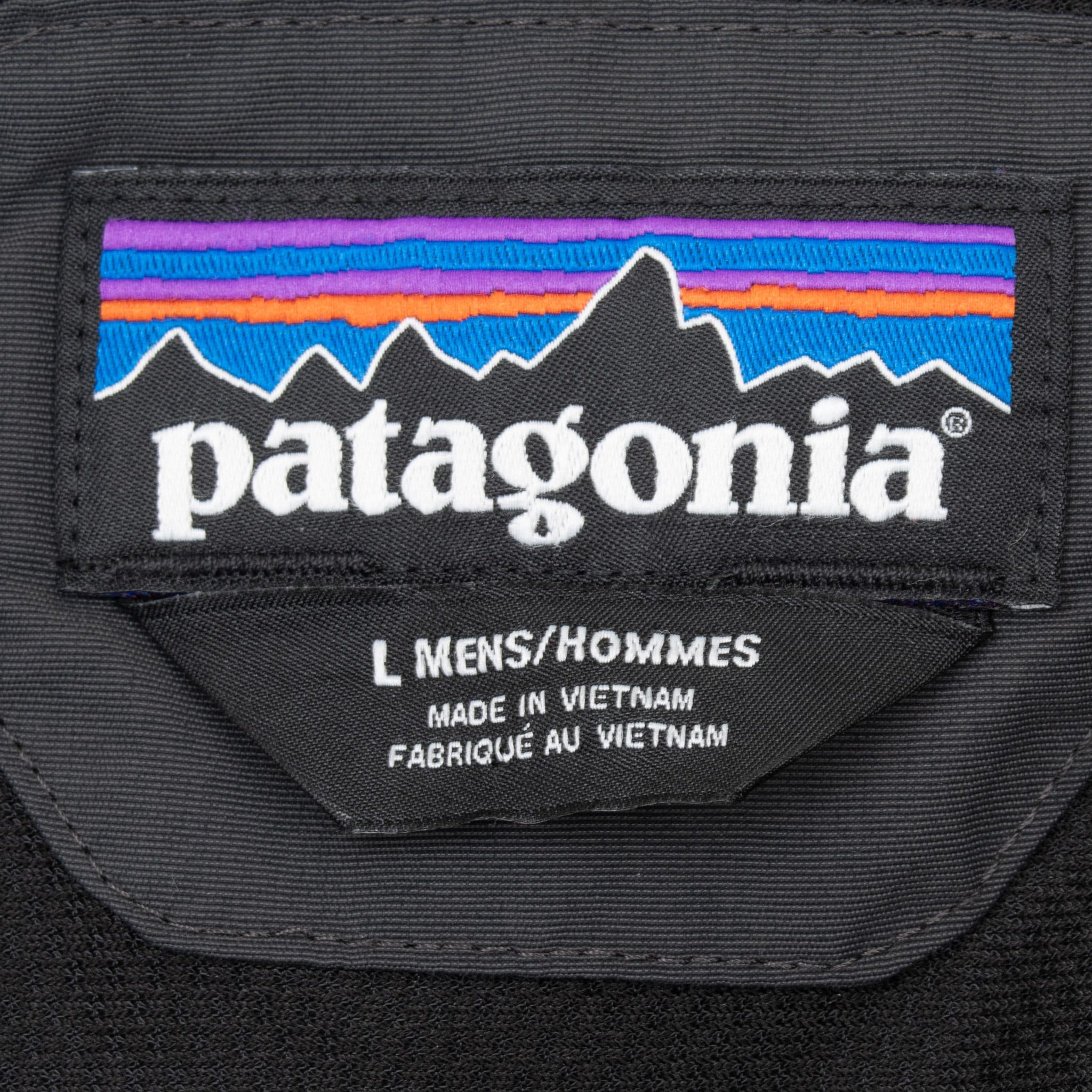 PATAGONIA DARK GREY BAGGIES JACKET 2019 SIZE LARGE