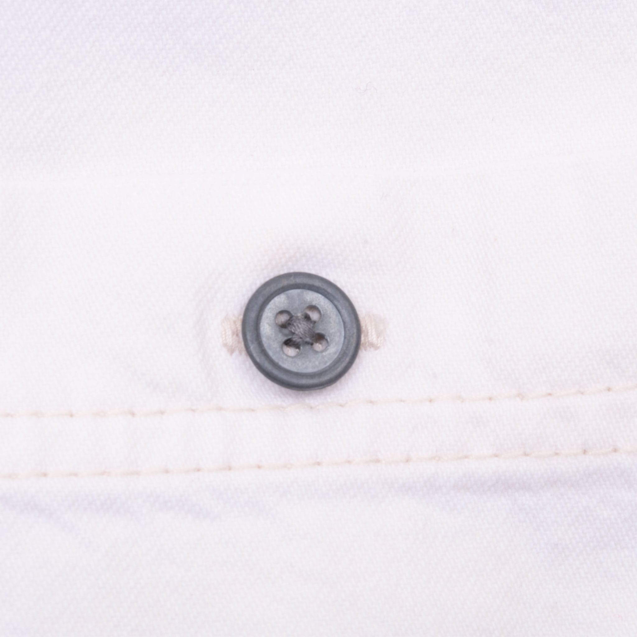 VINTAGE LEVIS RED TAB DENIM WHITE 2 POCKETS SHIRT 1990S SIZE XL