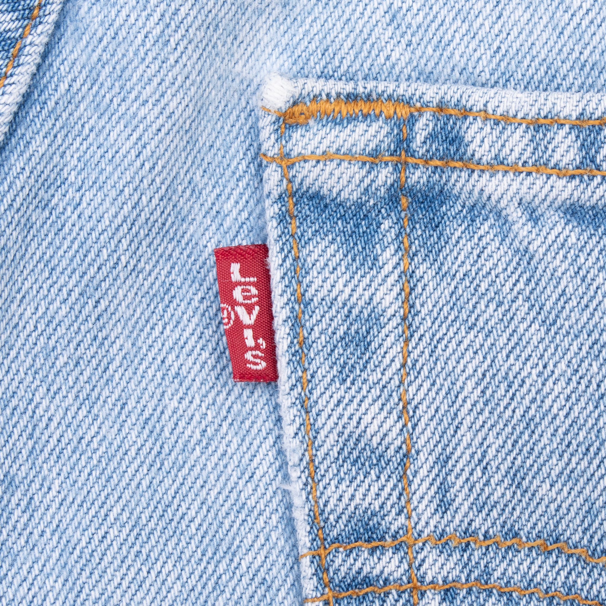 VINTAGE LEVIS 501 LIGHT WASH BLUE JEANS INDIGO 1990S SIZE W31 L30 MADE IN USA