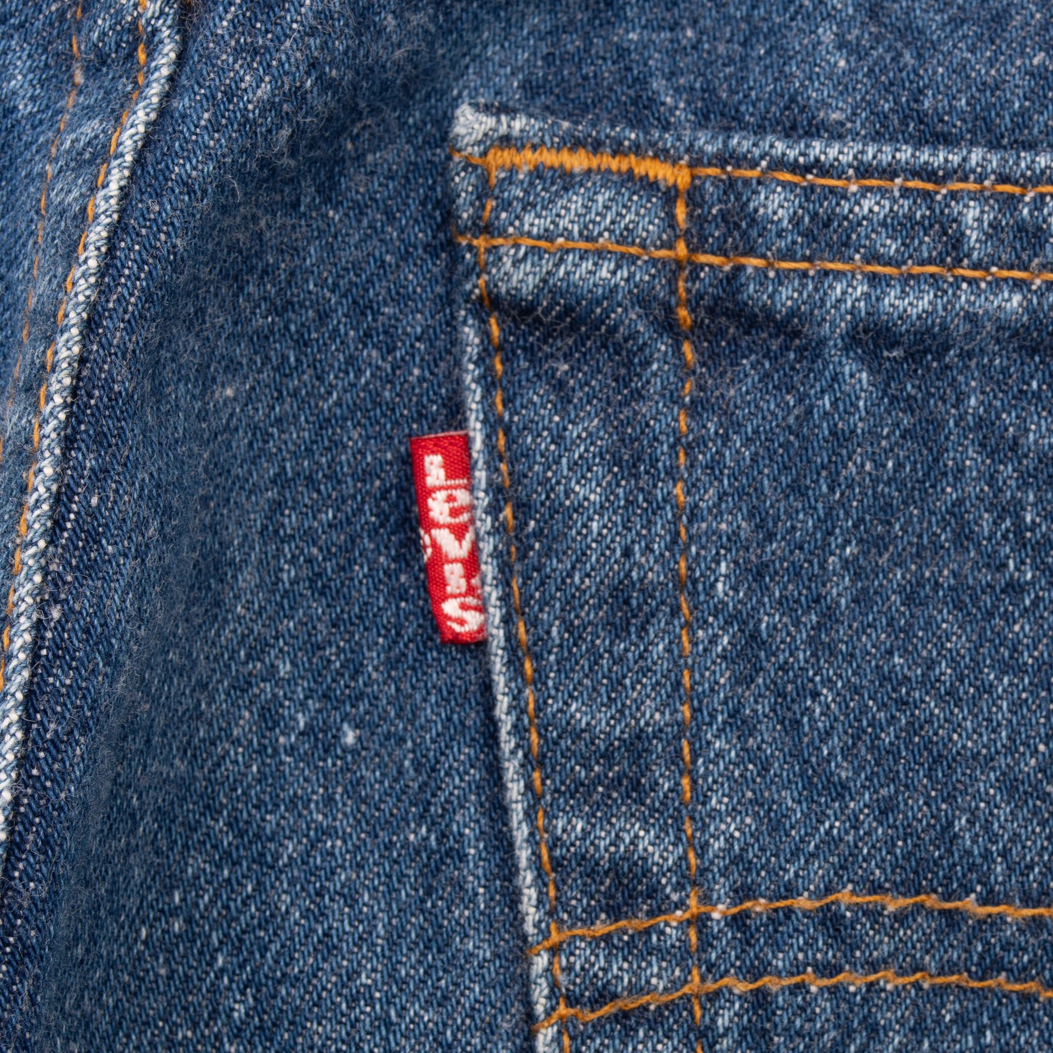VINTAGE LEVIS 501 BLUE JEANS INDIGO 1980S SIZE W31 L30 MADE IN USA