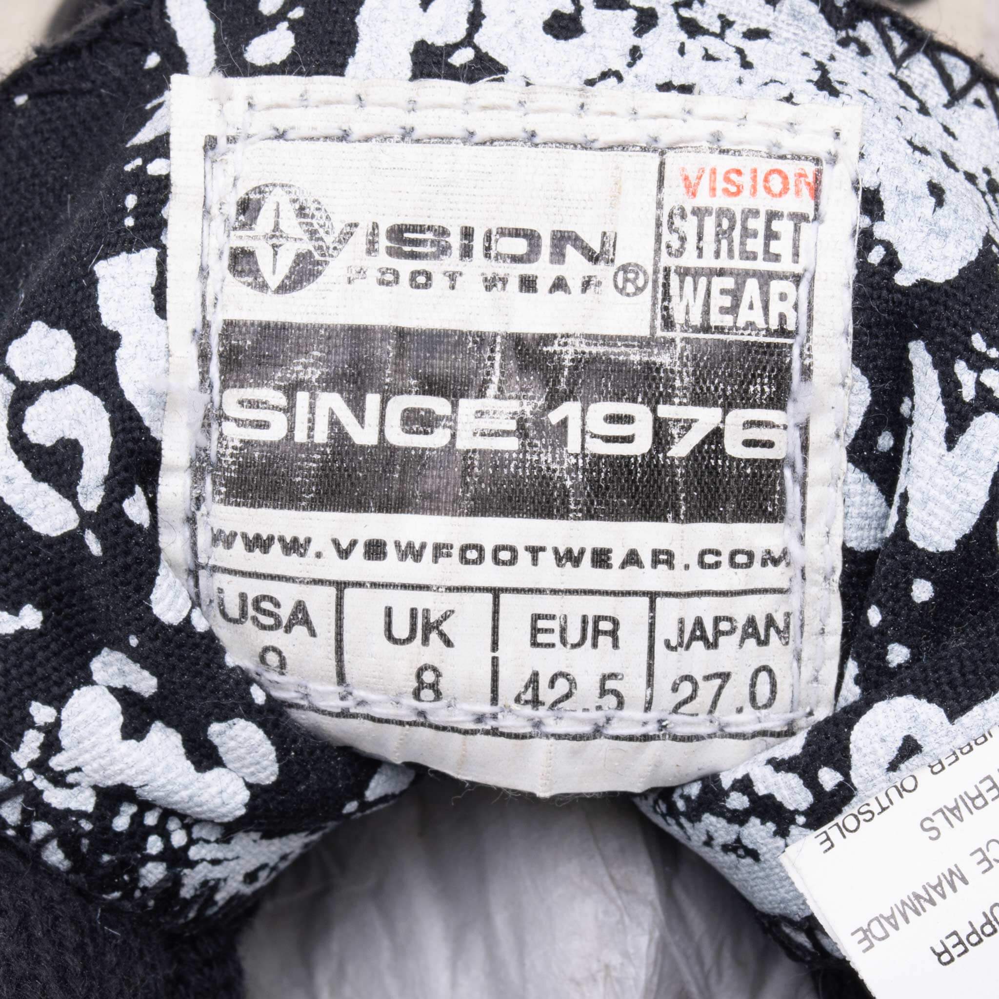 Vintage Vision Street Wear 76 California Beige Sneakers Size 9

Box is missing