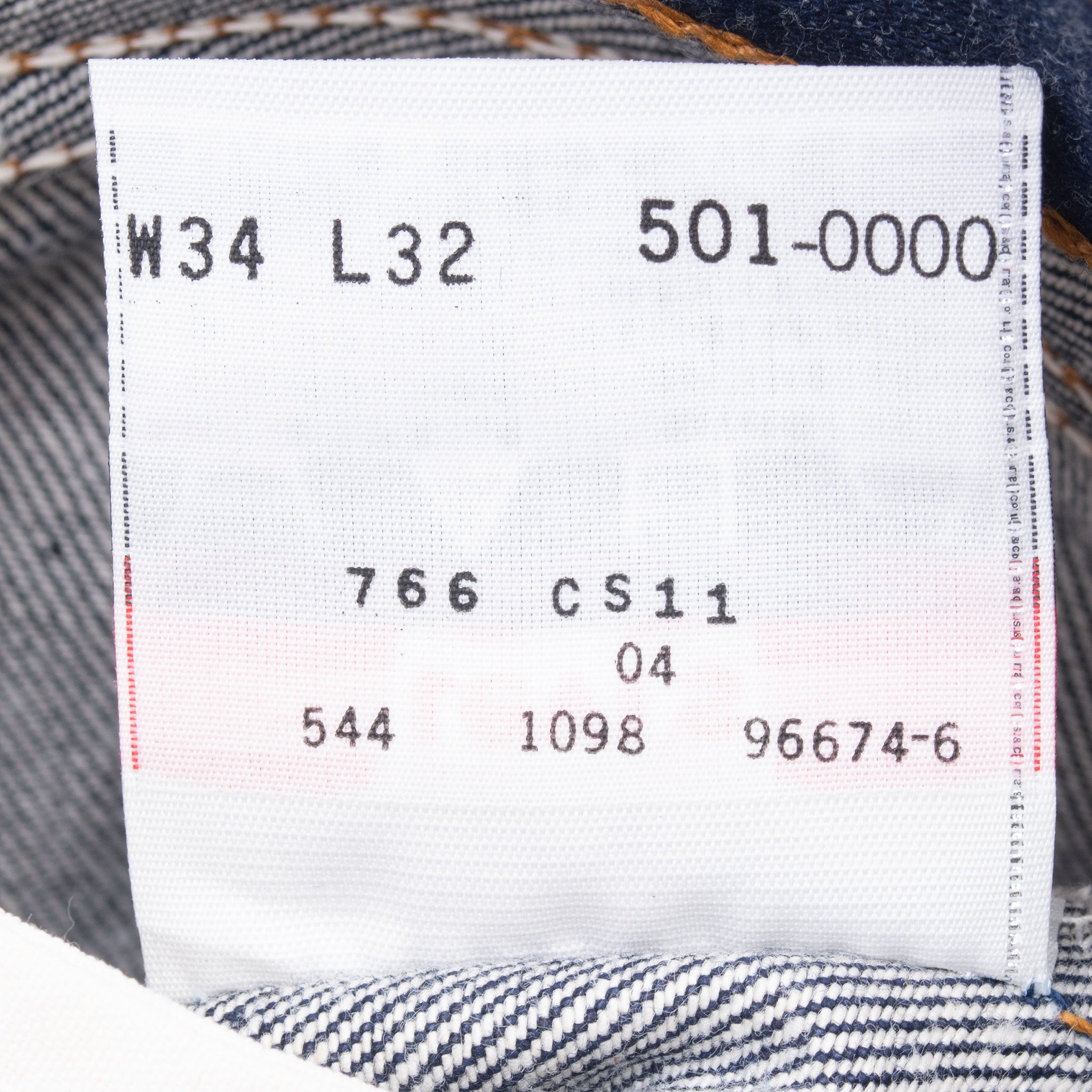 Beautiful Vintage Levis 501 Shrink to Fit Indigo Dark Wash Jeans 1980S Size 34X32 Made In Usa Deadstock With Tags

Size on Tag 34X32

Actual Size 34X32

Back Button #544