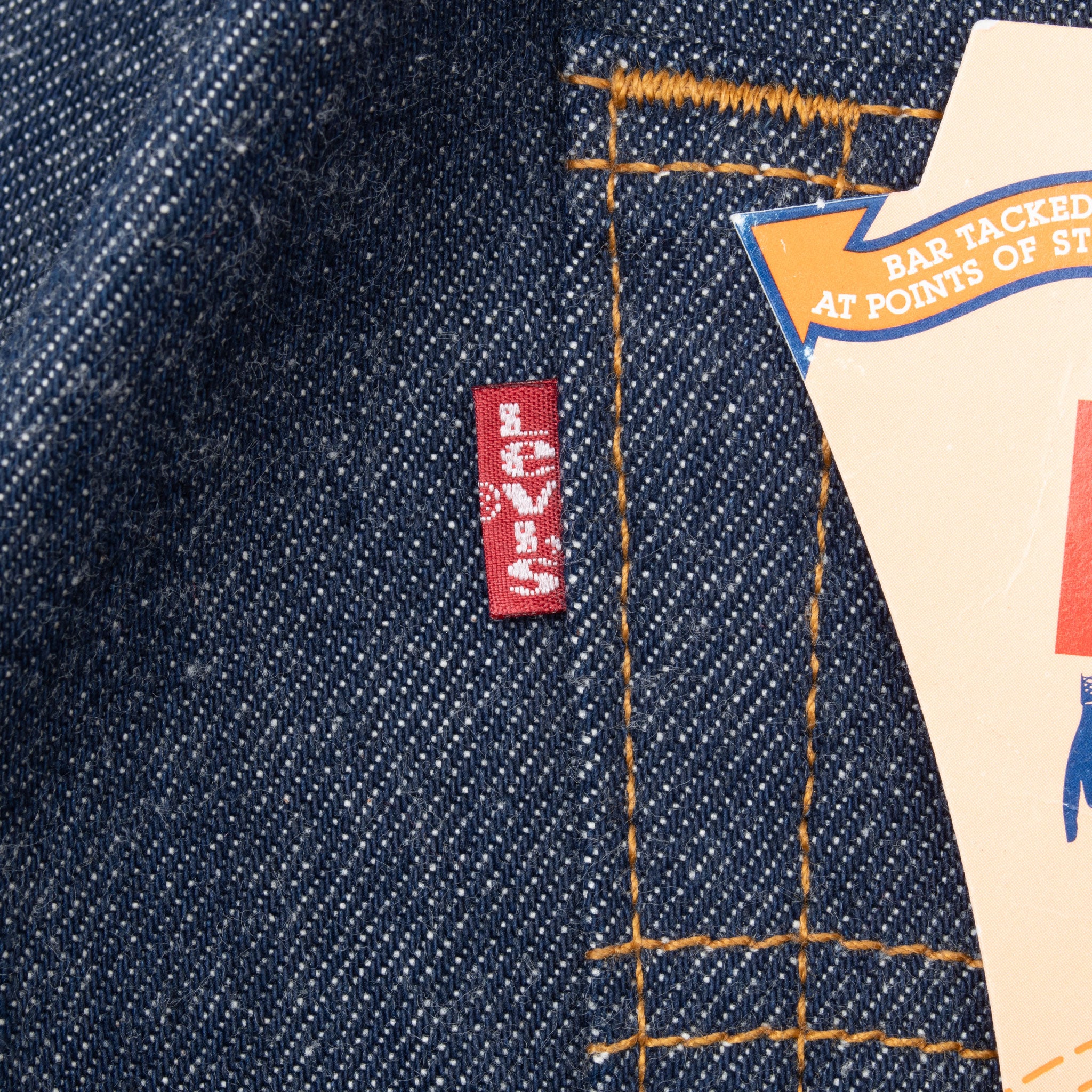 Beautiful Vintage Levis 501 Shrink to Fit Indigo Dark Wash Jeans 1980S Size 34X32 Made In Usa Deadstock With Tags

Size on Tag 34X32

Actual Size 34X32

Back Button #544