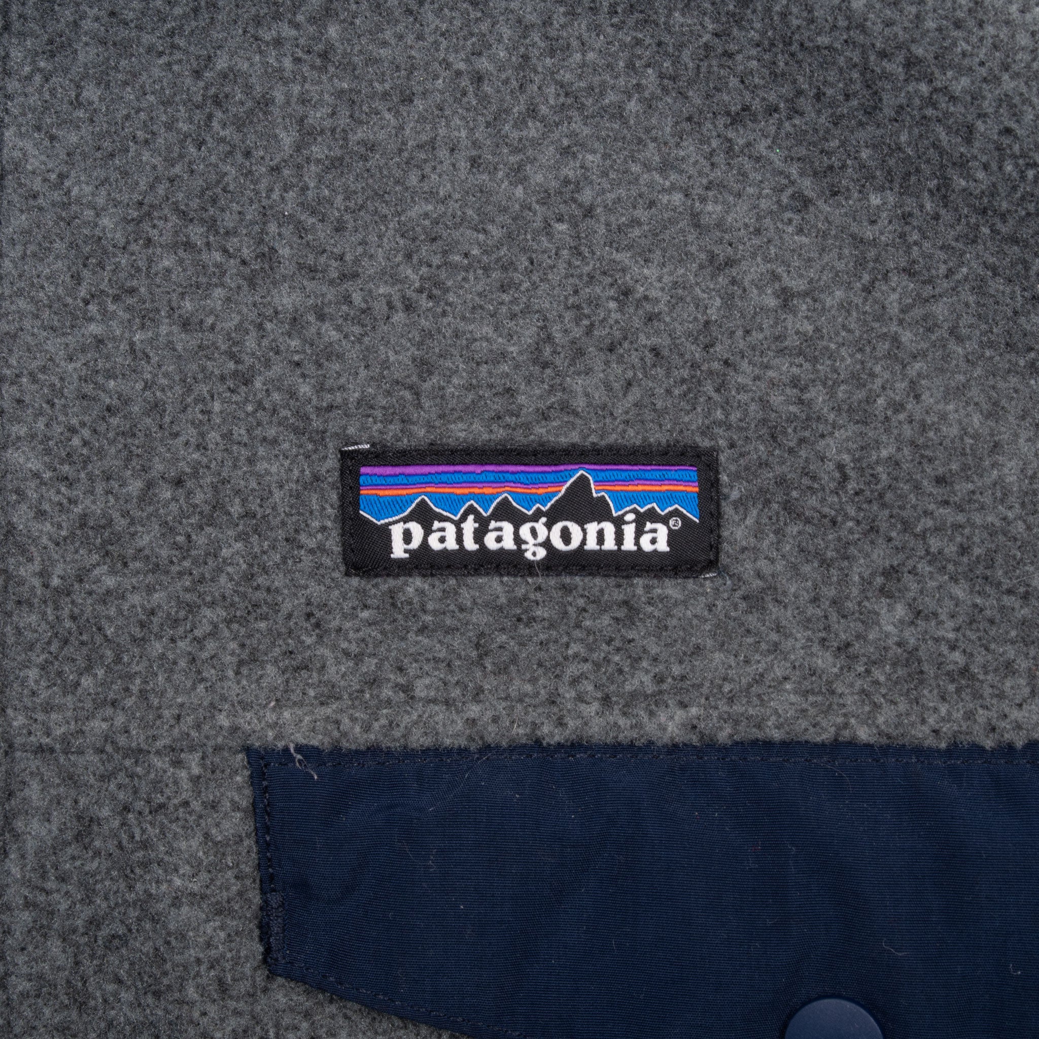 Vintage Patagonia Grey Snap T Fleece Vest Jacket Size Large 2000S

RN51884

STY25500