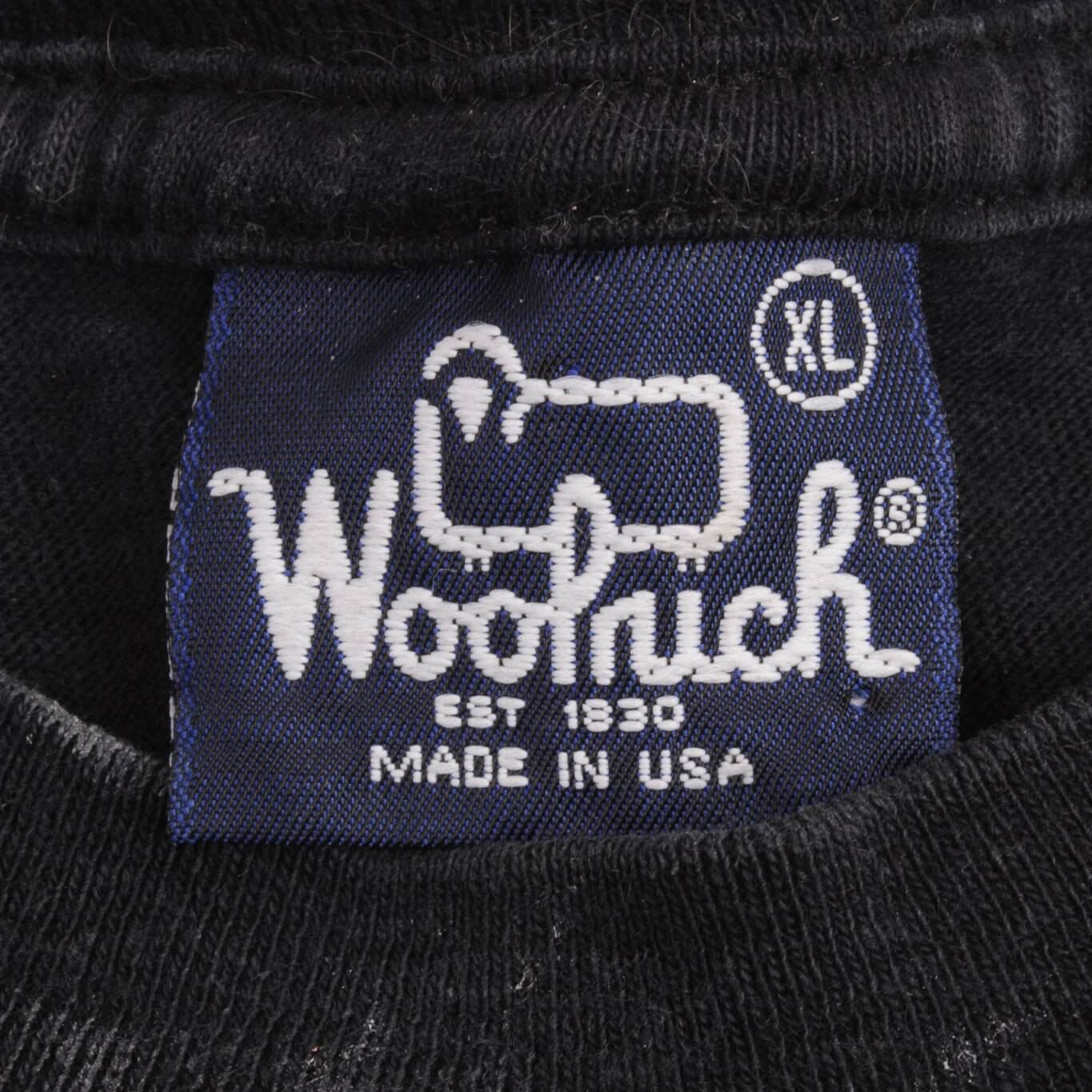 Vintage Grizzly Bear 1991 Animal Print Woolrich Tee Shirt Size XL Made In Usa With Single Stitch Sleeves